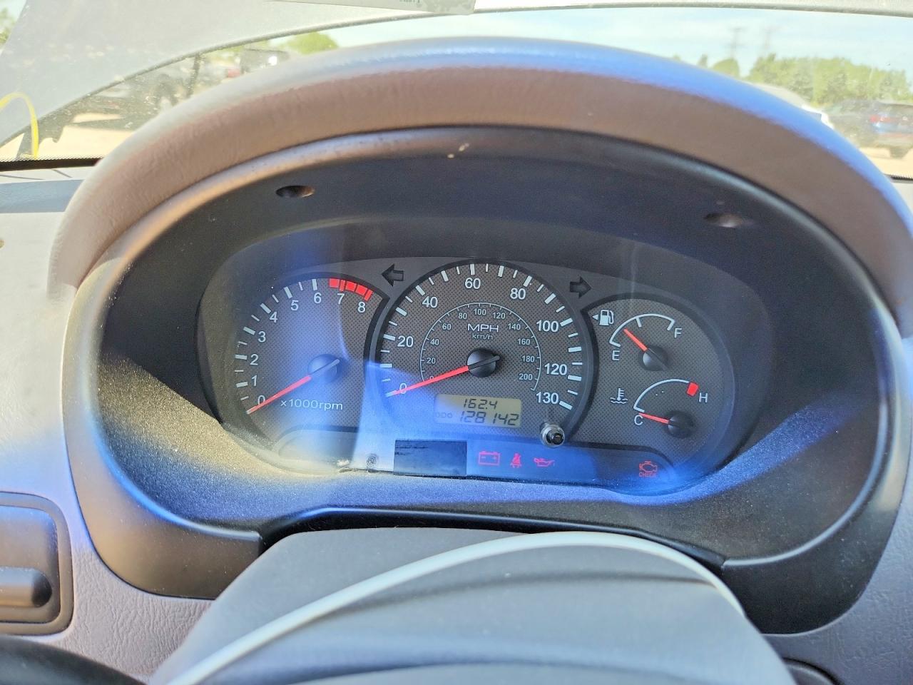 2004 Hyundai Accent Gl Gray vin: KMHCG45C04U572411