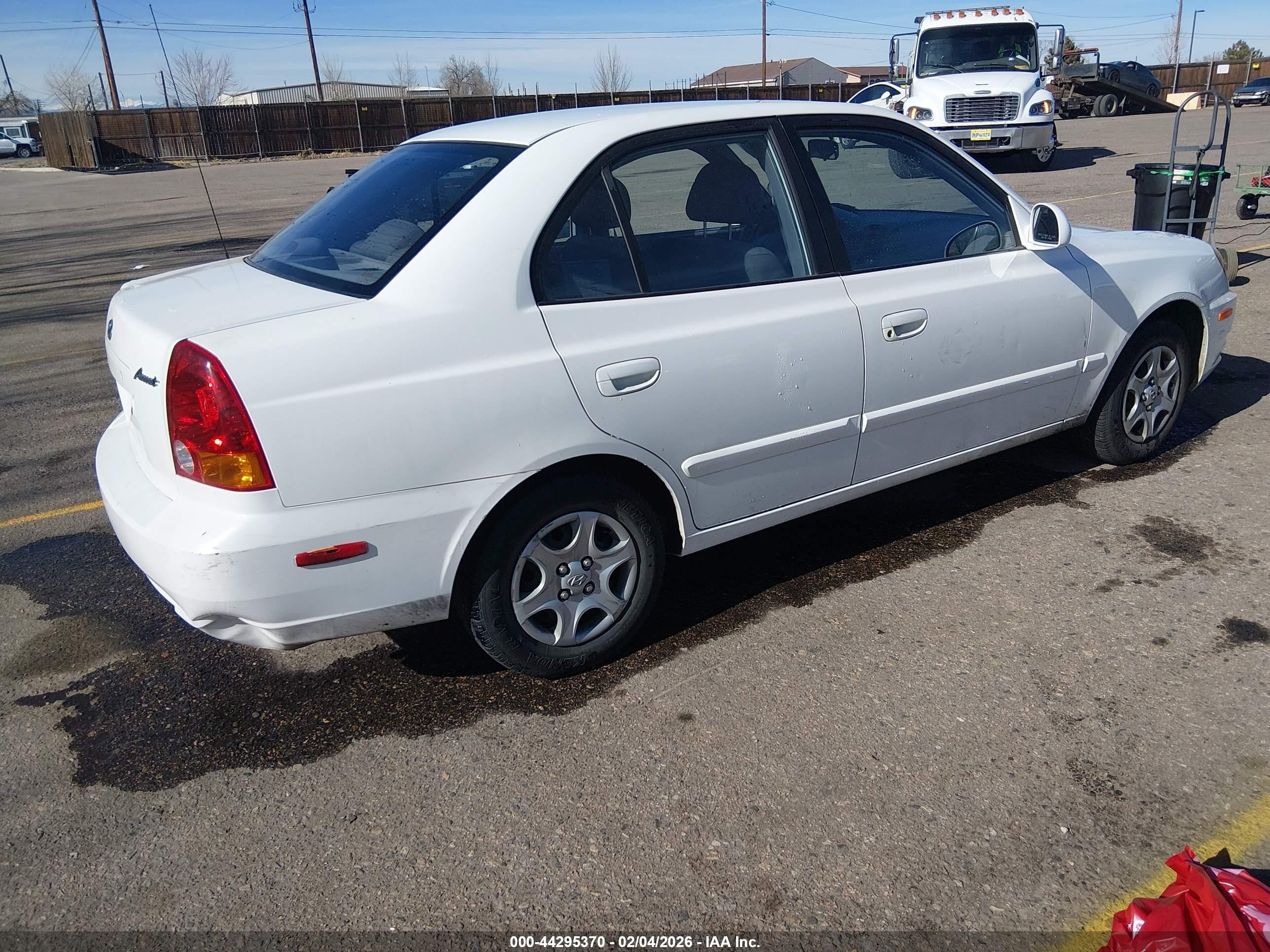 2004 Hyundai Accent Gl White vin: KMHCG45C14U535254