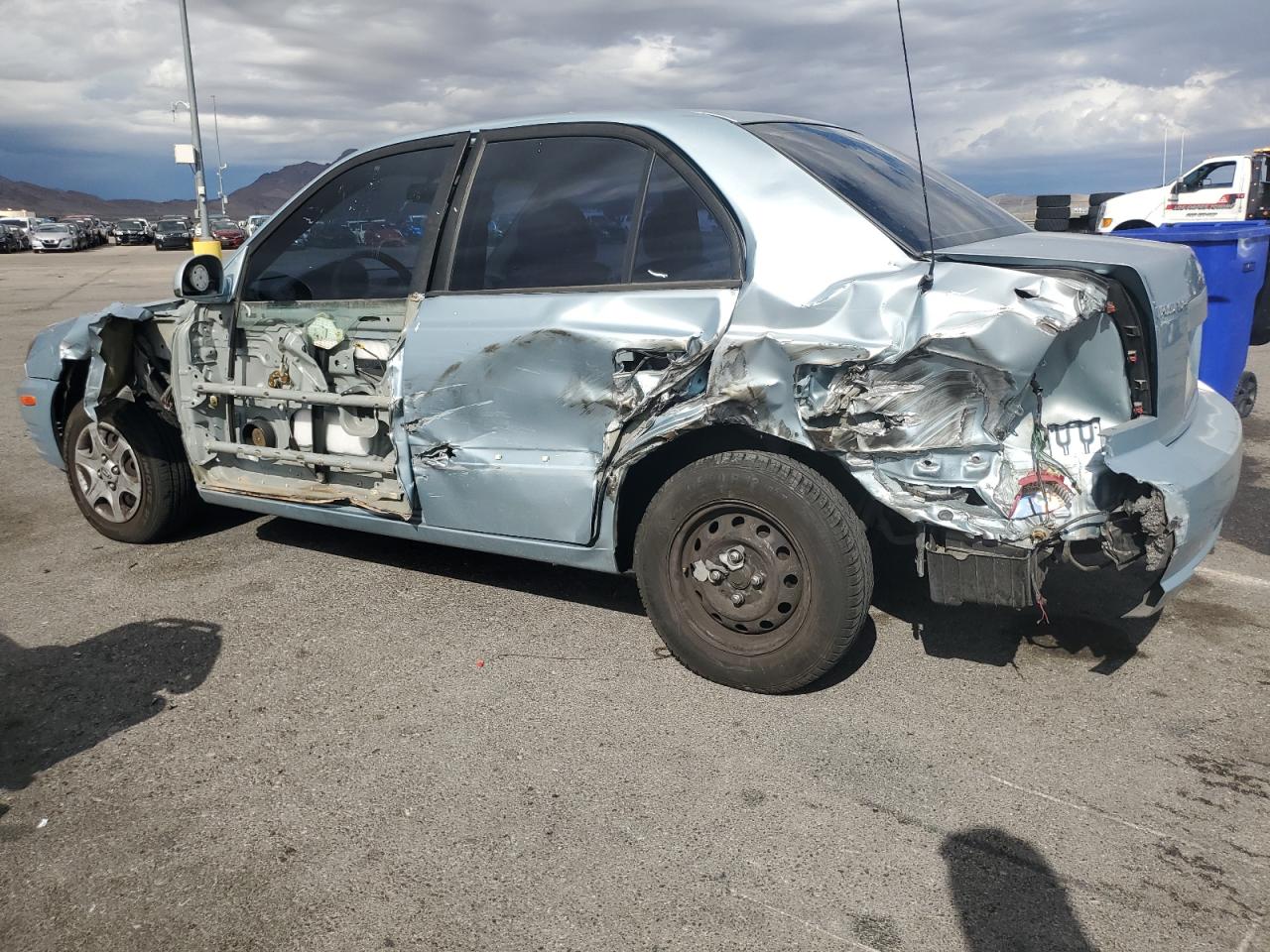 2004 Hyundai Accent Gl Blue vin: KMHCG45C14U548344