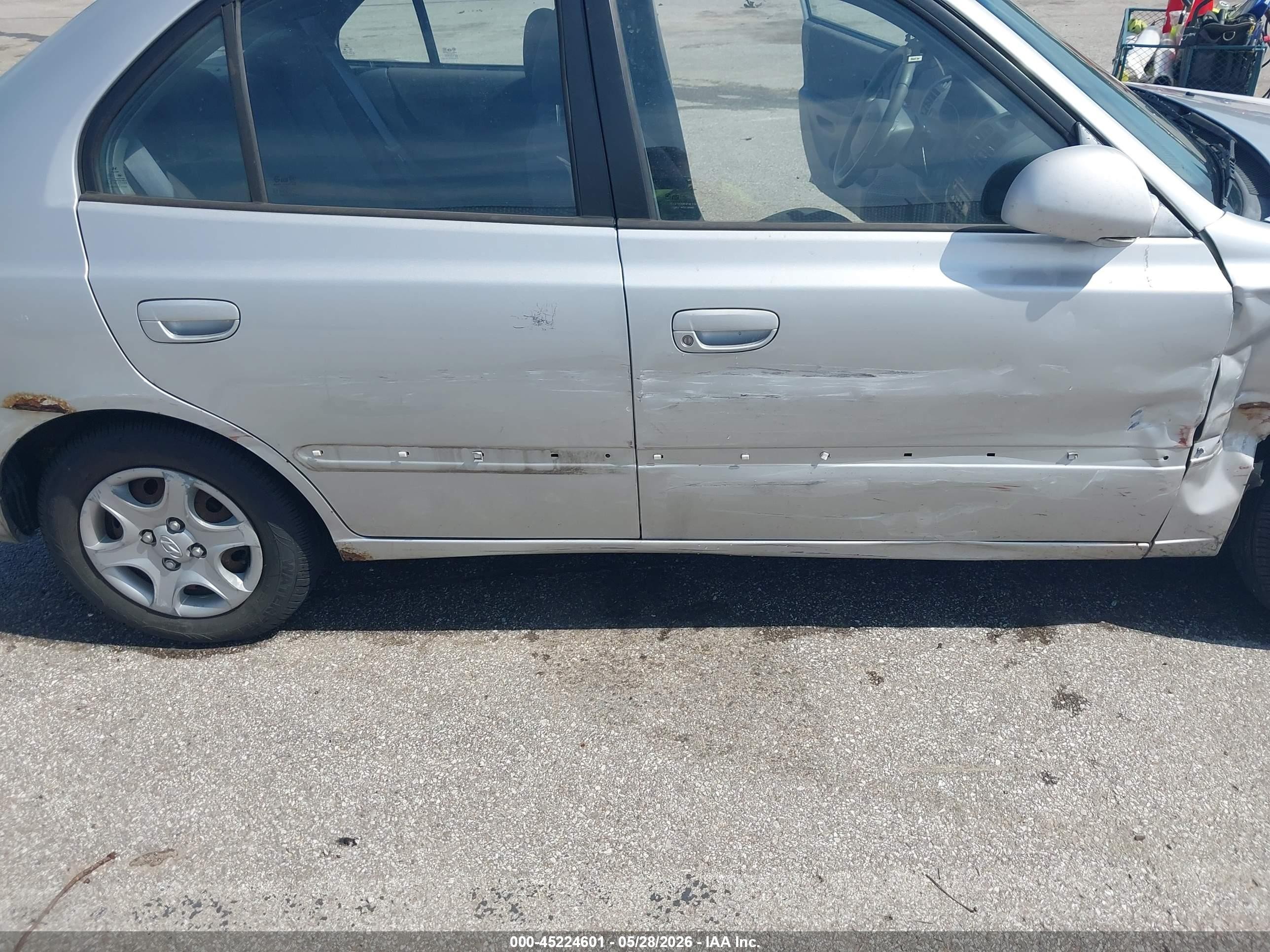 2005 Hyundai Accent Gls Серебряный vin: KMHCG45C15U636859