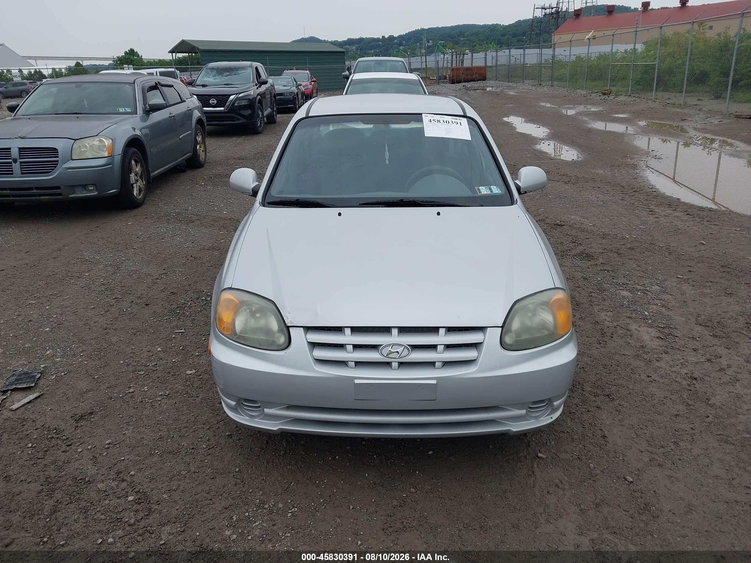 2005 Hyundai Accent Gls Silver vin: KMHCG45C15U659039