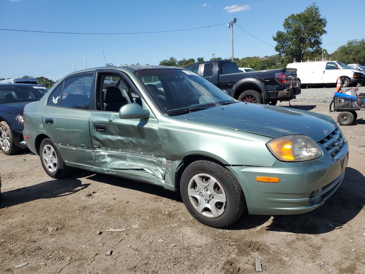 2004 Hyundai Accent Gl Green vin: KMHCG45C24U503929
