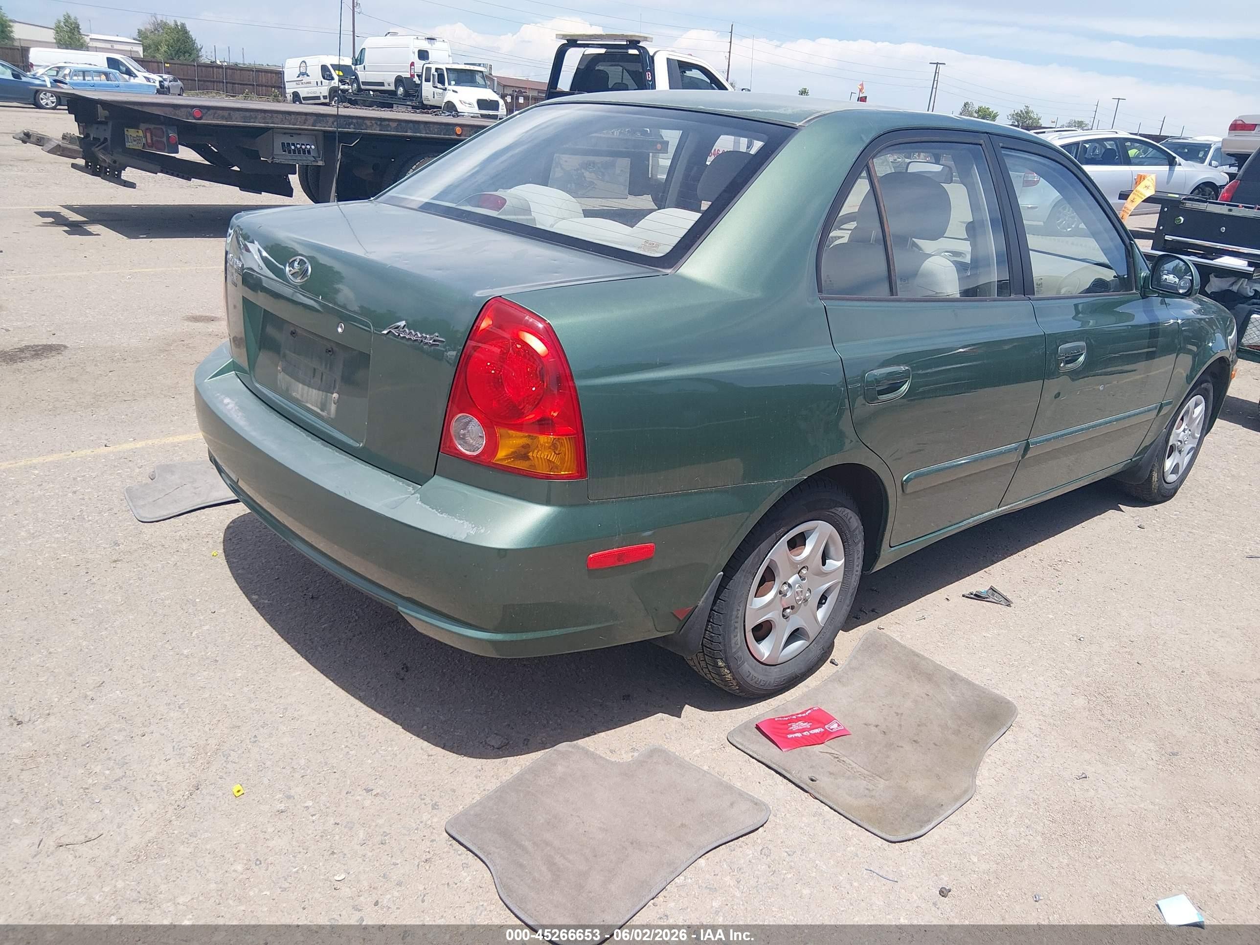 2005 Hyundai Accent Gls Зеленый vin: KMHCG45C25U672351