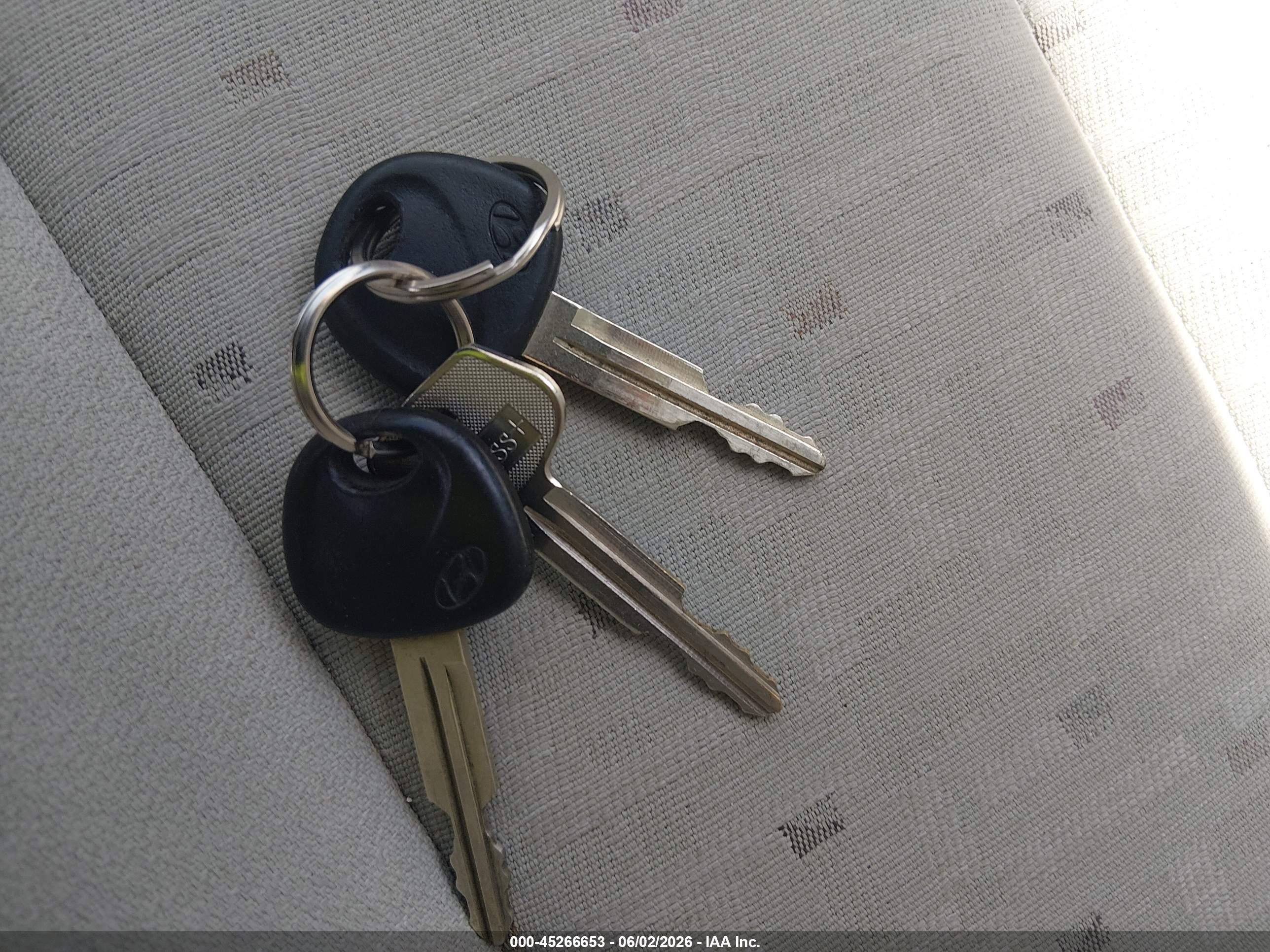 2005 Hyundai Accent Gls Зеленый vin: KMHCG45C25U672351