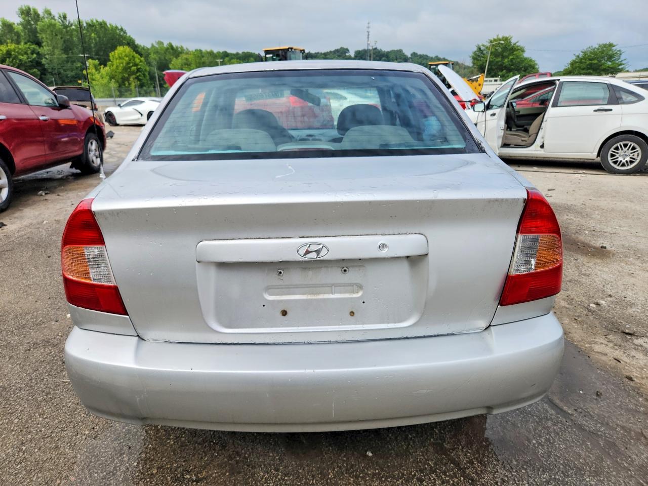 2001 Hyundai Accent Gl Серебряный vin: KMHCG45C31U195343