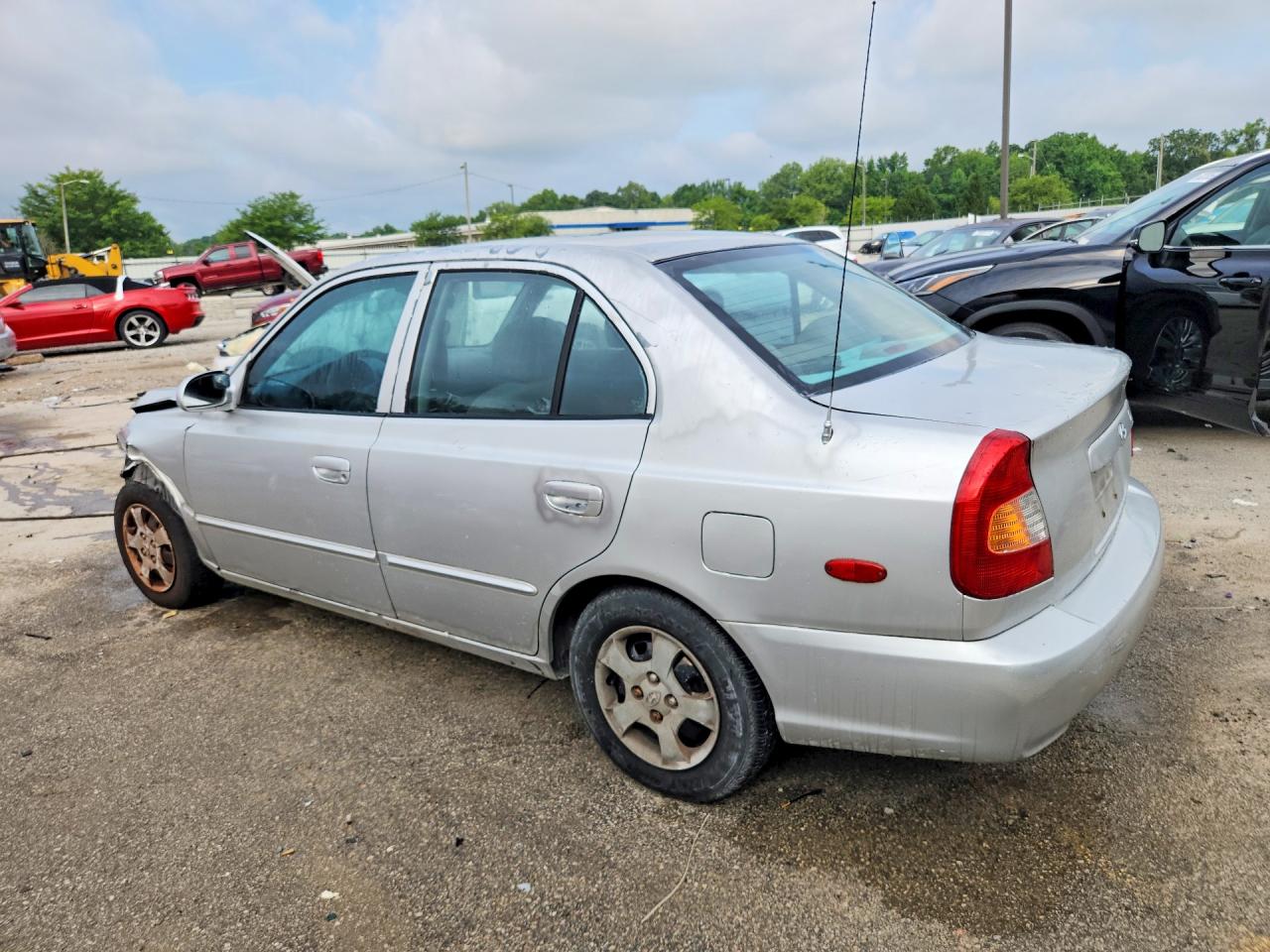 2001 Hyundai Accent Gl Серебряный vin: KMHCG45C31U195343
