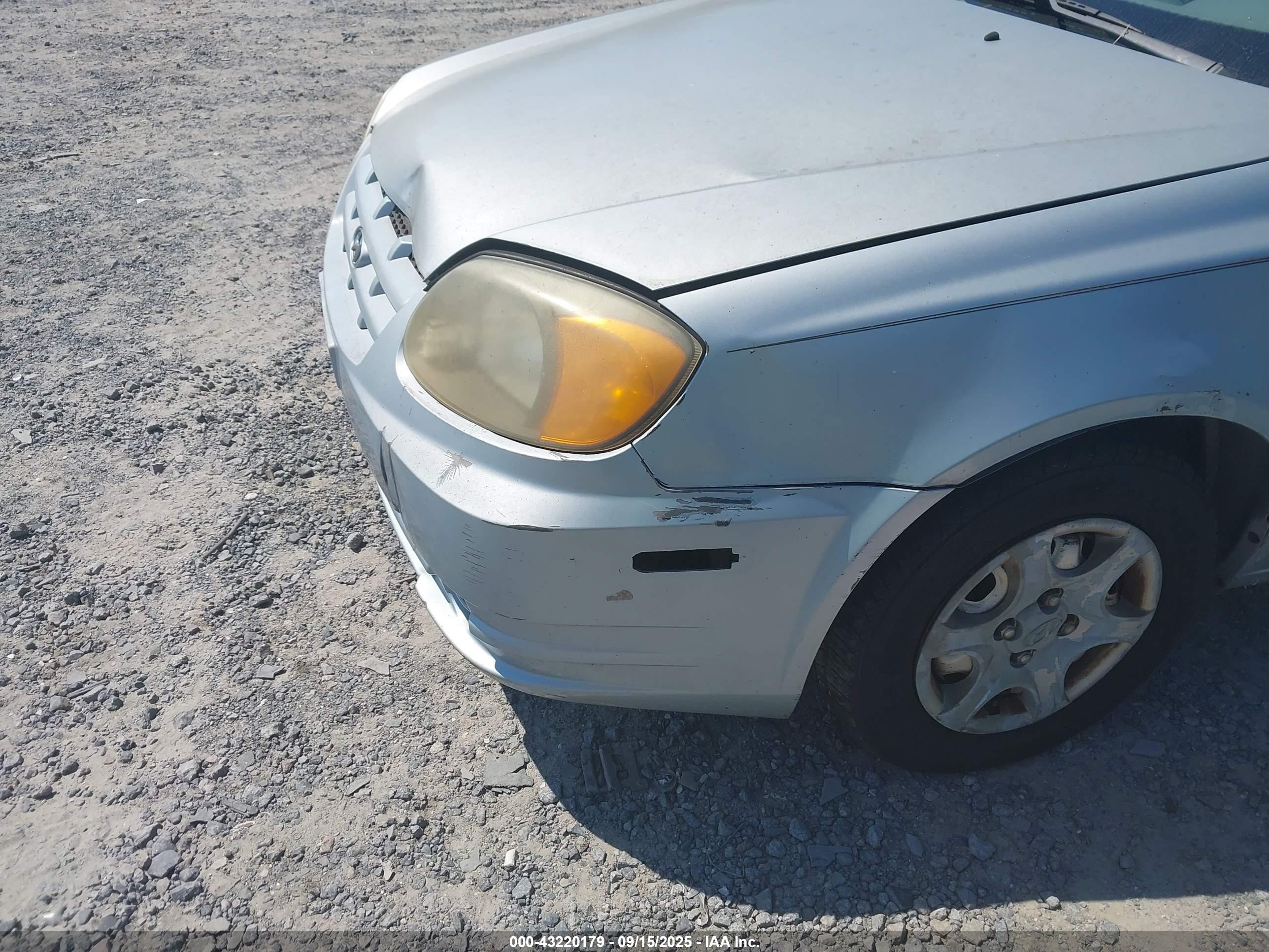 2004 Hyundai Accent Gl Light Blue vin: KMHCG45C34U499258