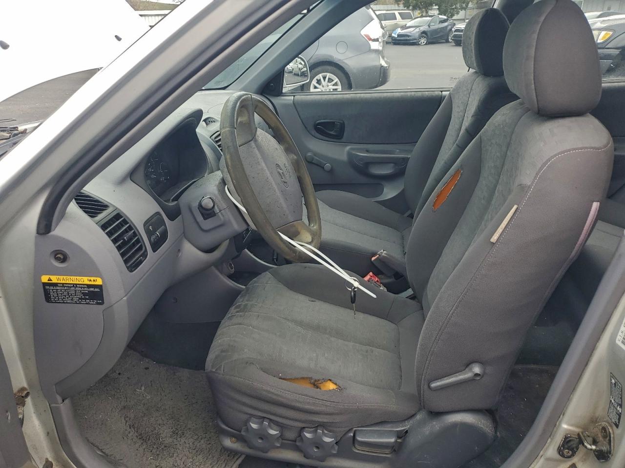 2004 Hyundai Accent Gl Silver vin: KMHCG45C34U508959