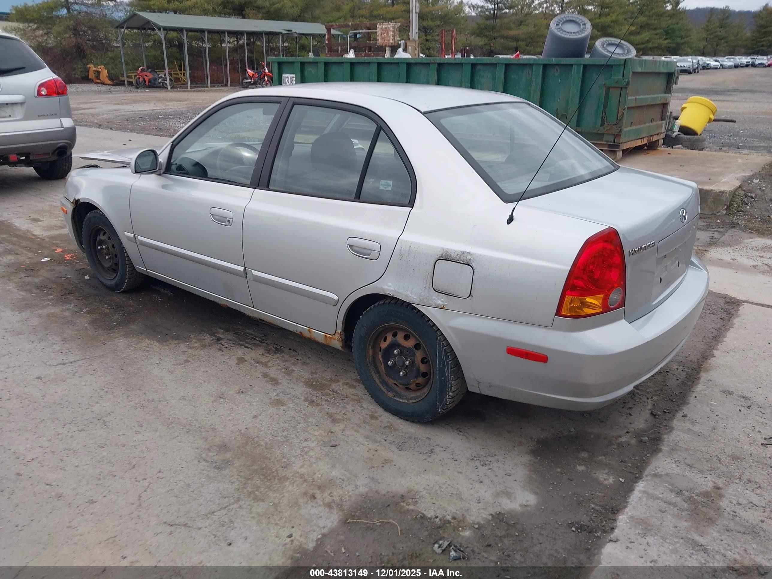 2004 Hyundai Accent Gl Silver vin: KMHCG45C34U512896