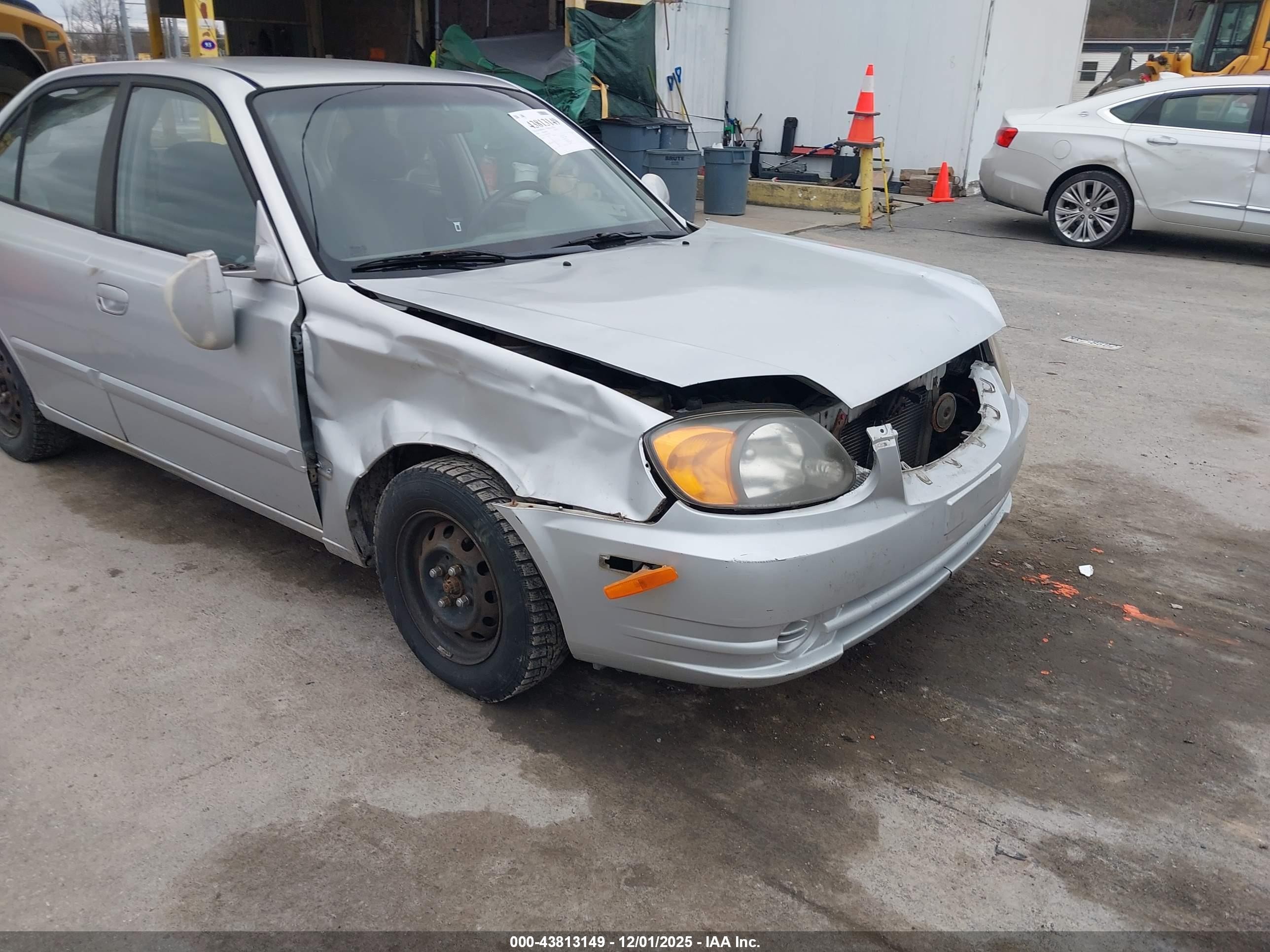 2004 Hyundai Accent Gl Silver vin: KMHCG45C34U512896