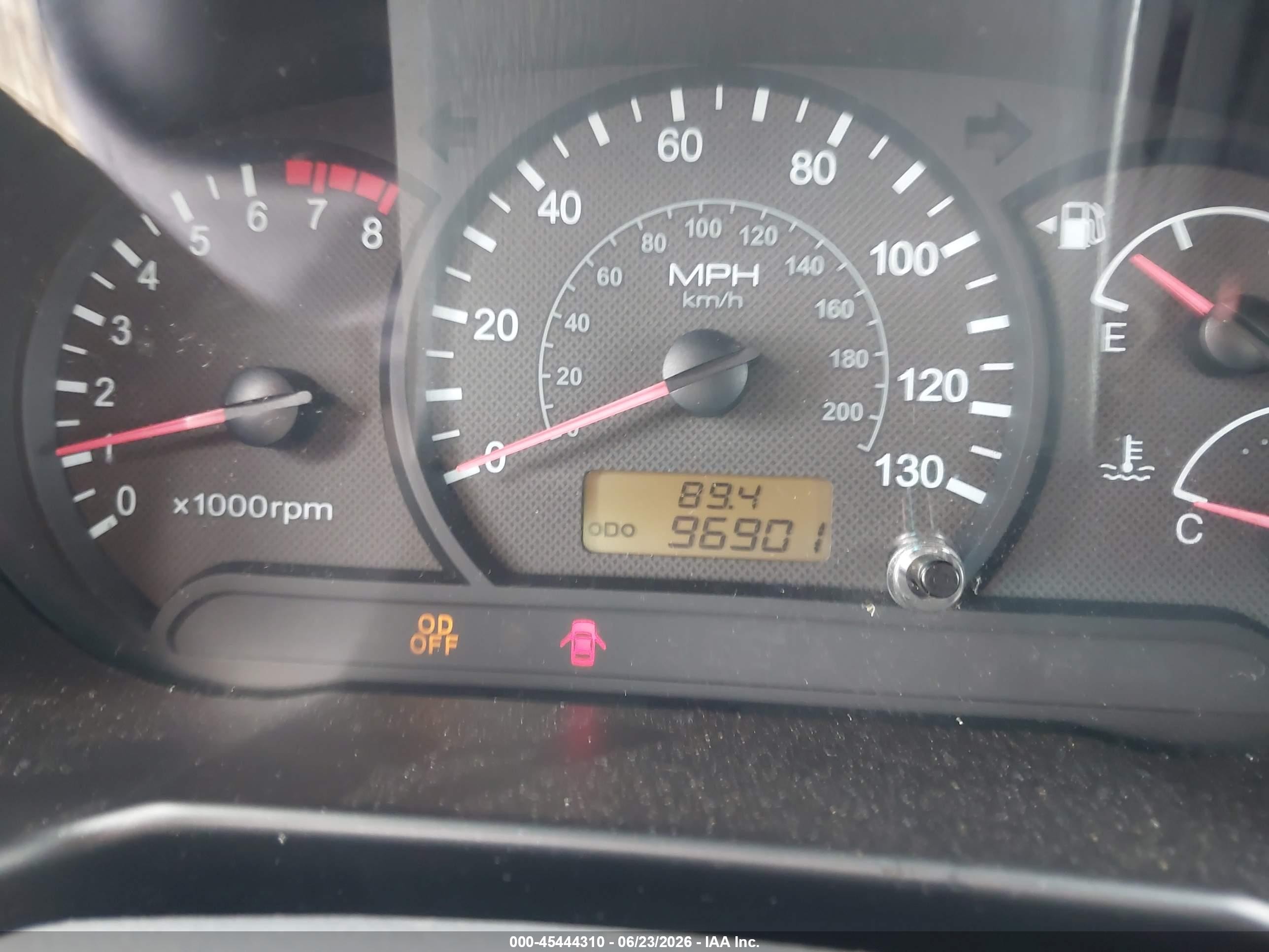 2005 Hyundai Accent Gls Green vin: KMHCG45C35U595666