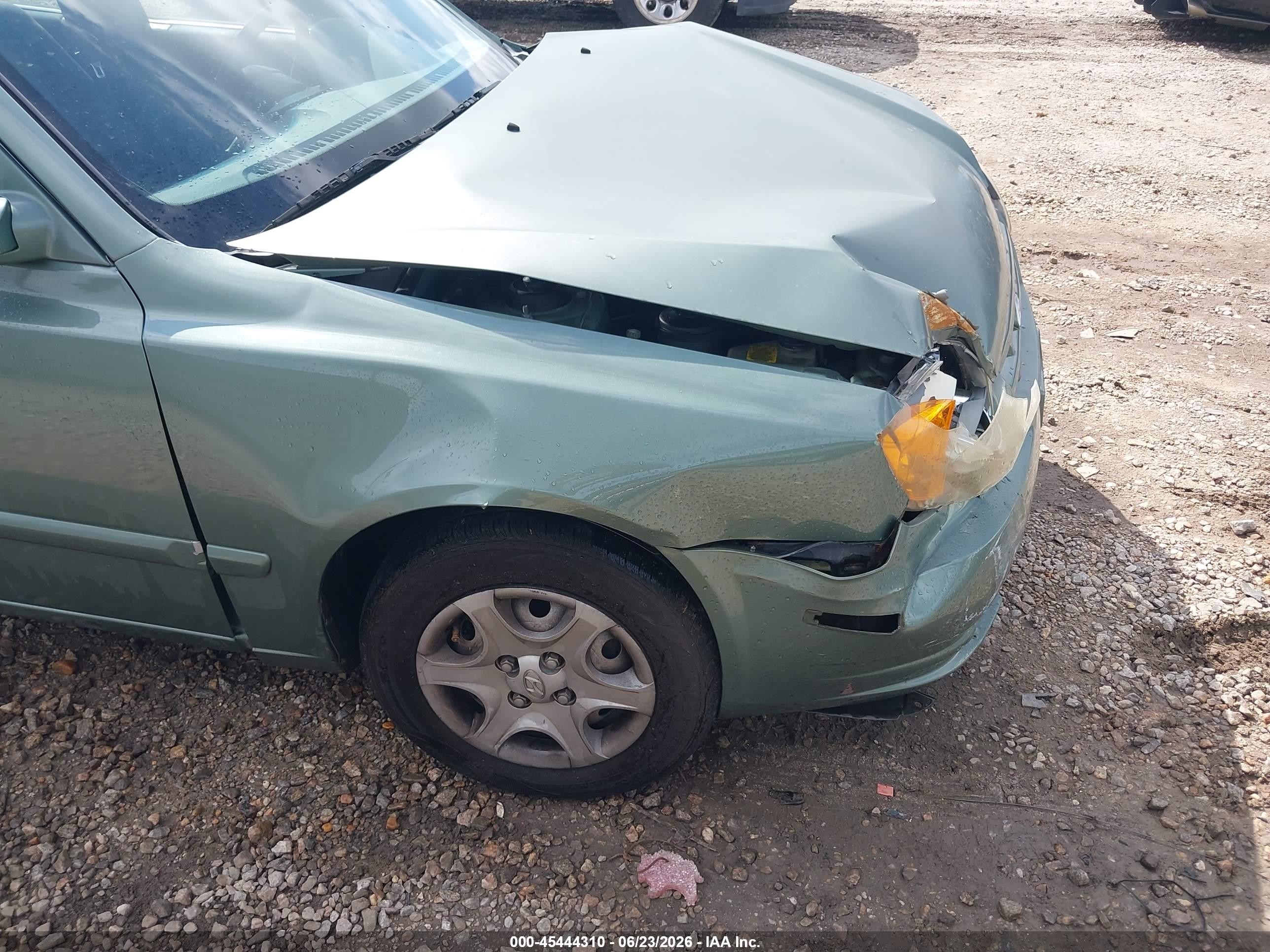 2005 Hyundai Accent Gls Green vin: KMHCG45C35U595666