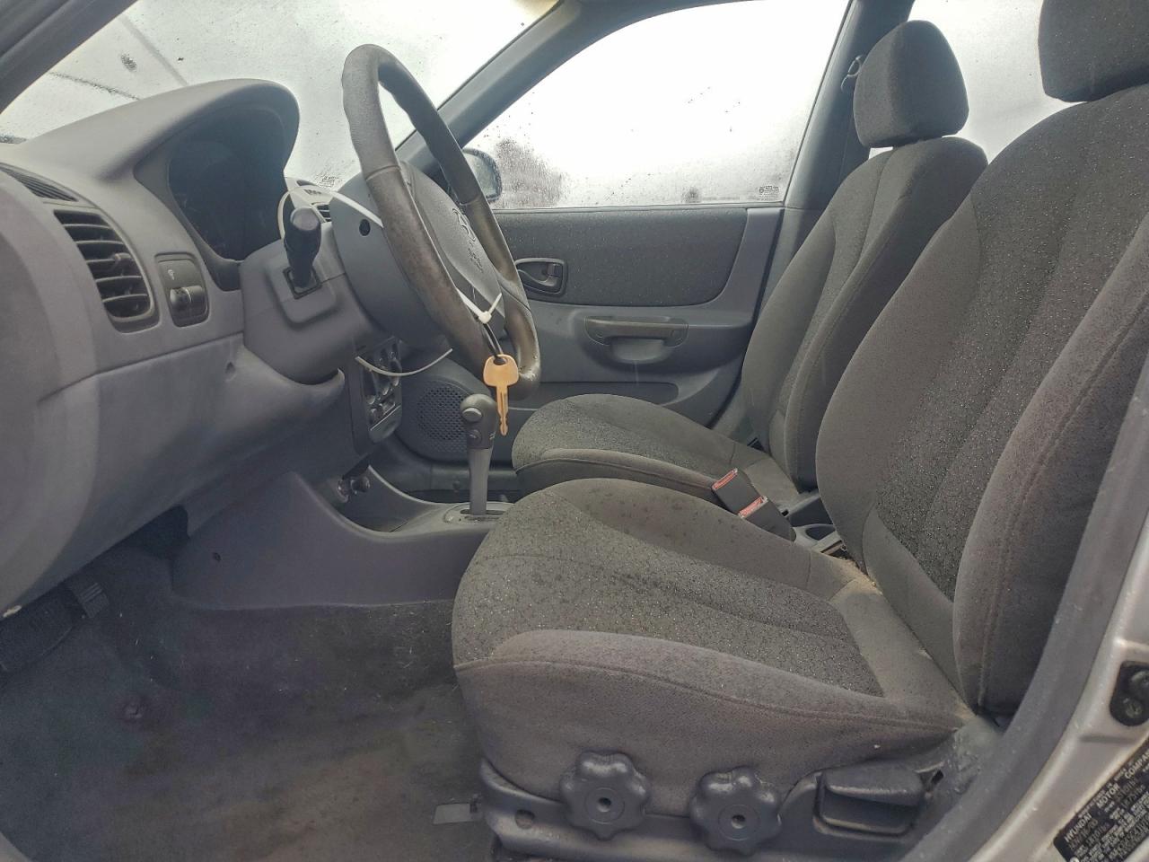 2001 Hyundai Accent Gl Silver vin: KMHCG45C41U196338