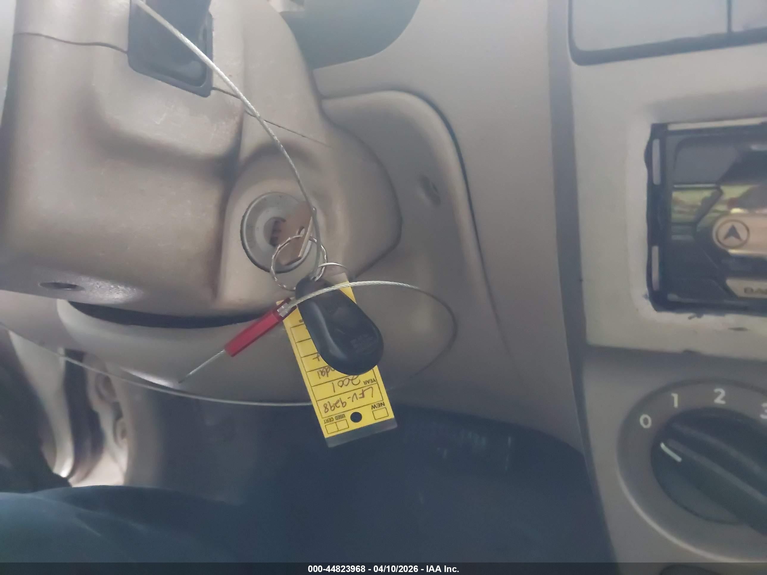 2001 Hyundai Accent Gl White vin: KMHCG45C41U248406