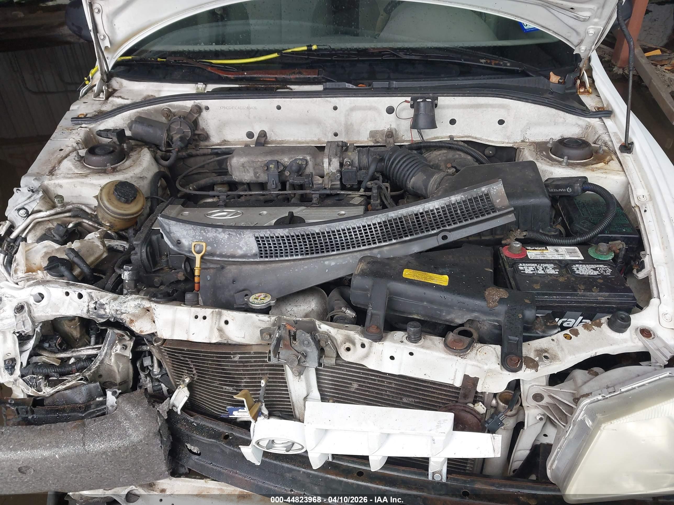 2001 Hyundai Accent Gl White vin: KMHCG45C41U248406