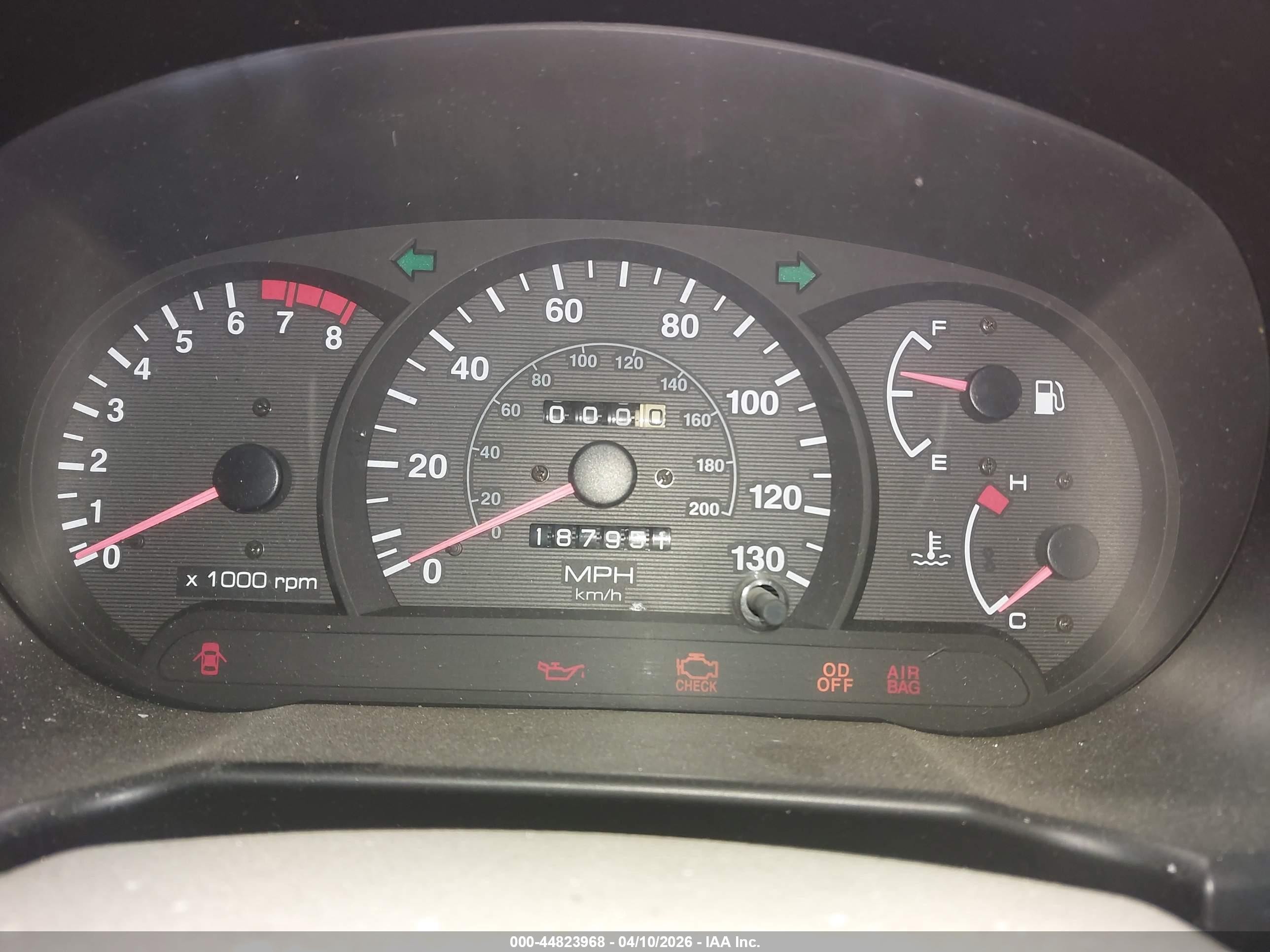 2001 Hyundai Accent Gl White vin: KMHCG45C41U248406