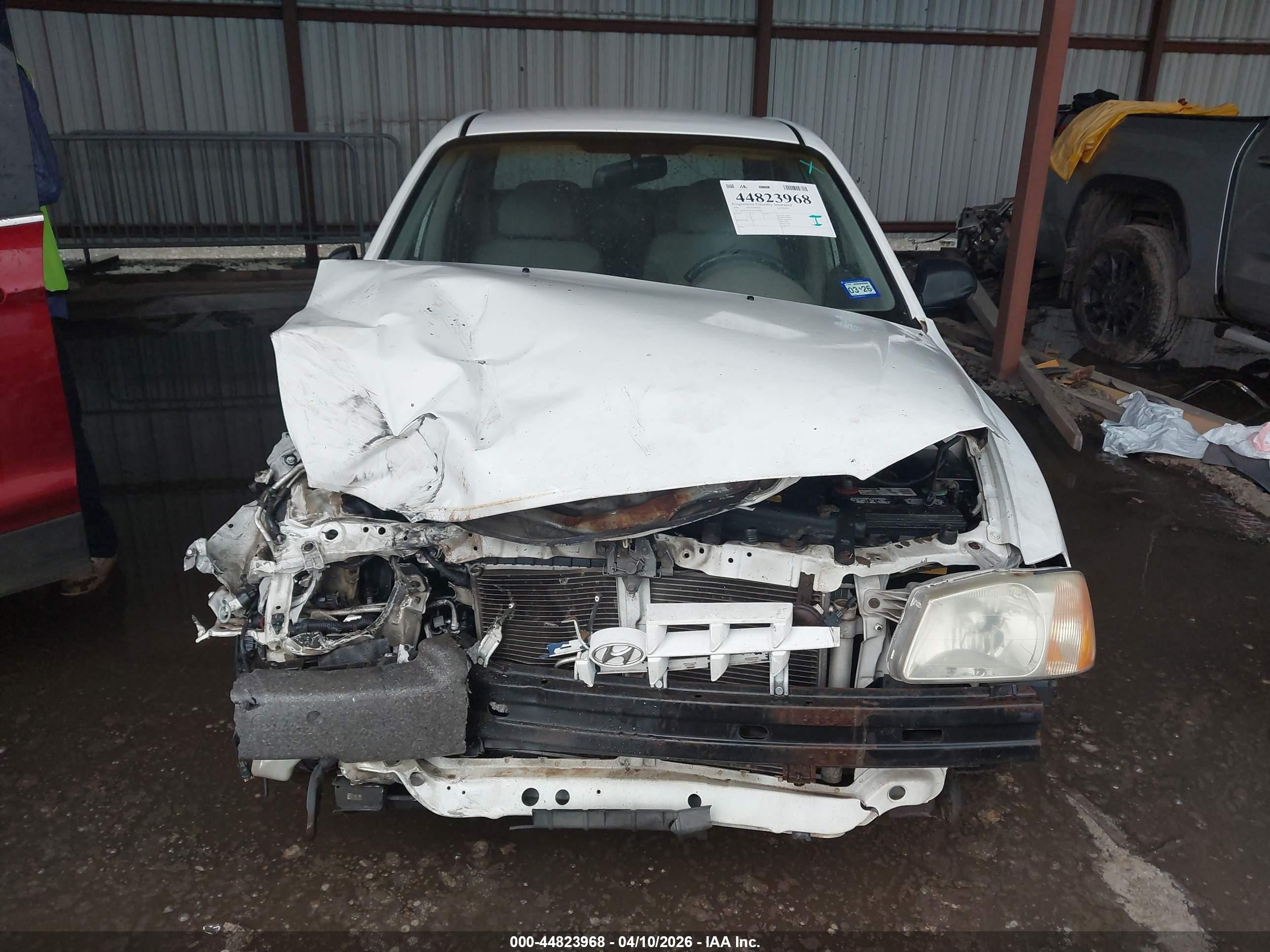2001 Hyundai Accent Gl White vin: KMHCG45C41U248406