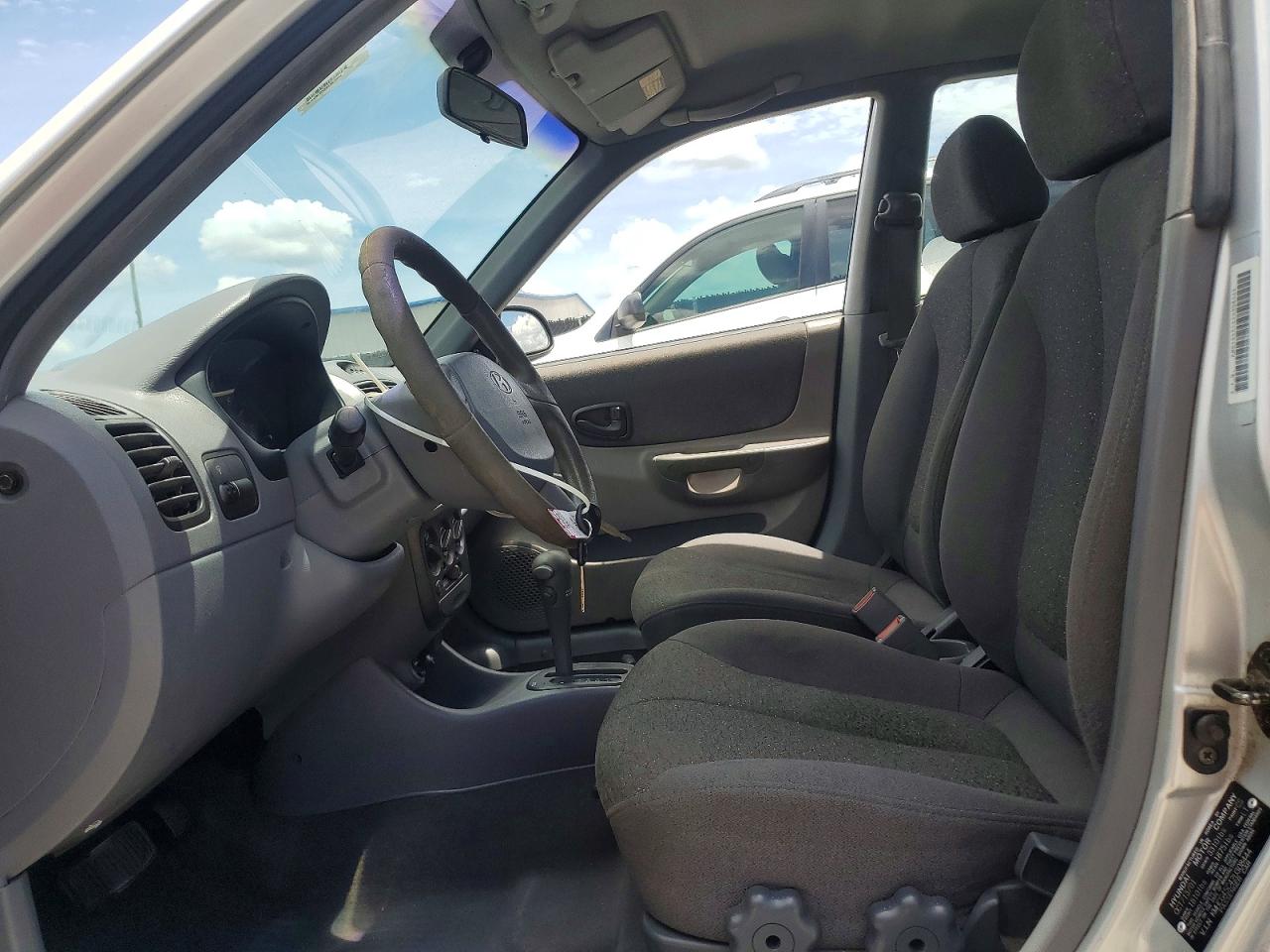 2002 Hyundai Accent Gl Silver vin: KMHCG45C42U308444