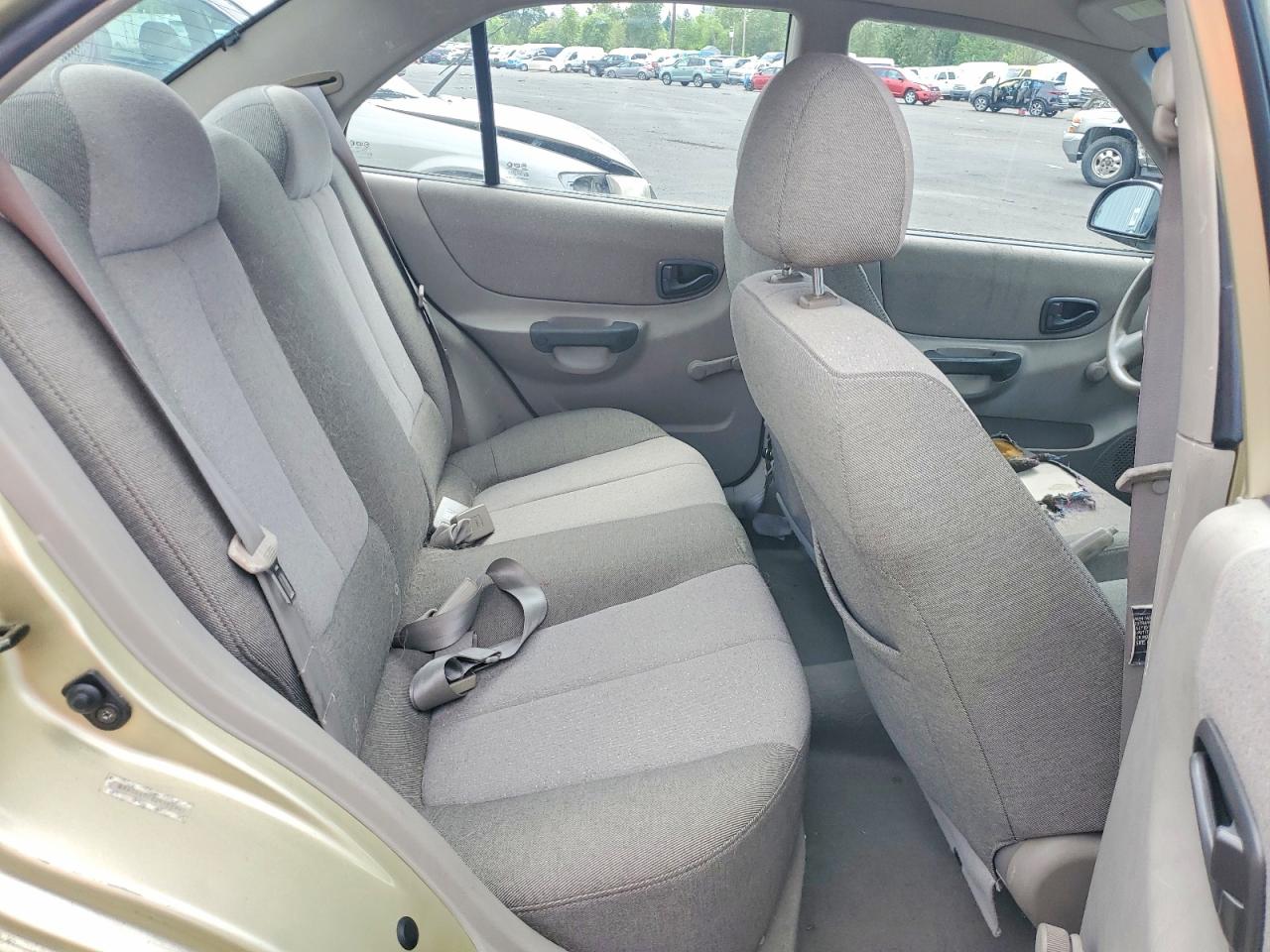 2002 Hyundai Accent Gl Tan vin: KMHCG45C42U389901