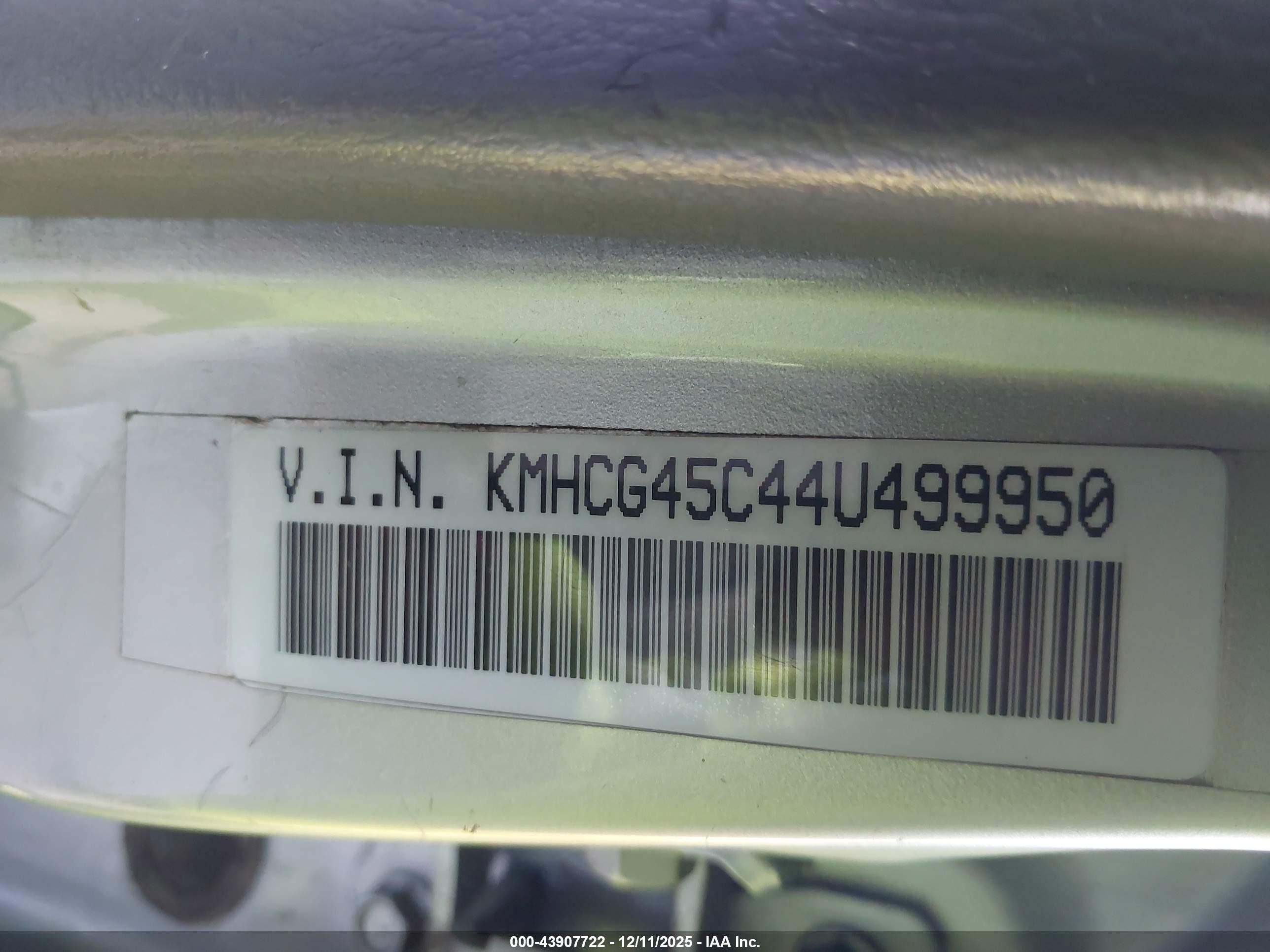 2004 Hyundai Accent Gl Silver vin: KMHCG45C44U499950