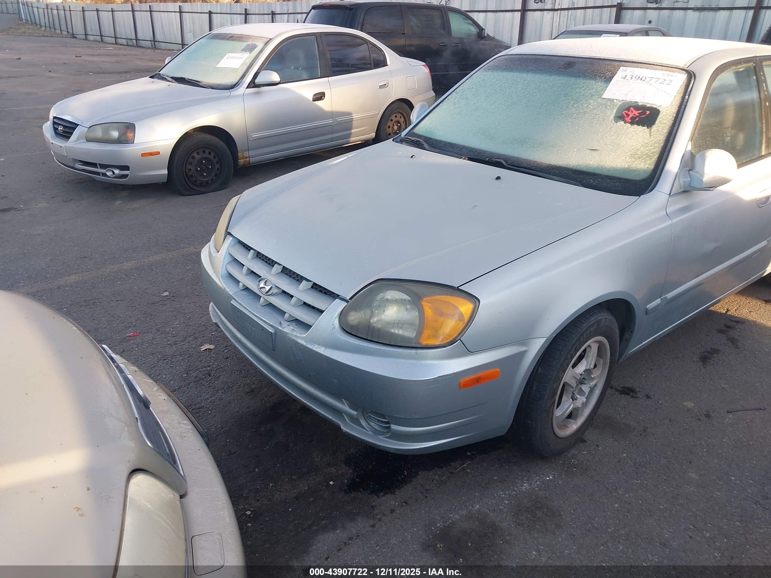 2004 Hyundai Accent Gl Silver vin: KMHCG45C44U499950