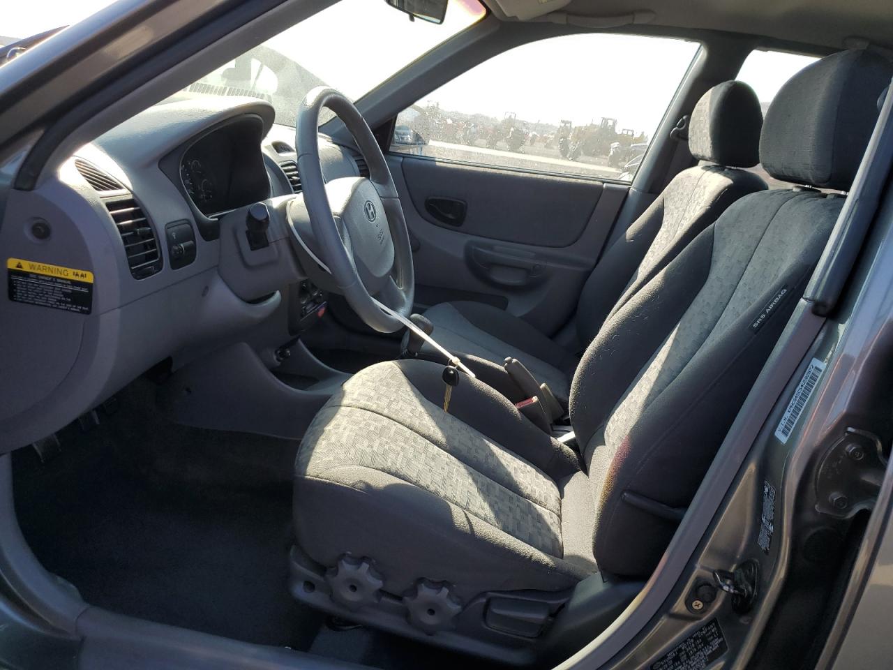 2004 Hyundai Accent Gl Gray vin: KMHCG45C54U502872