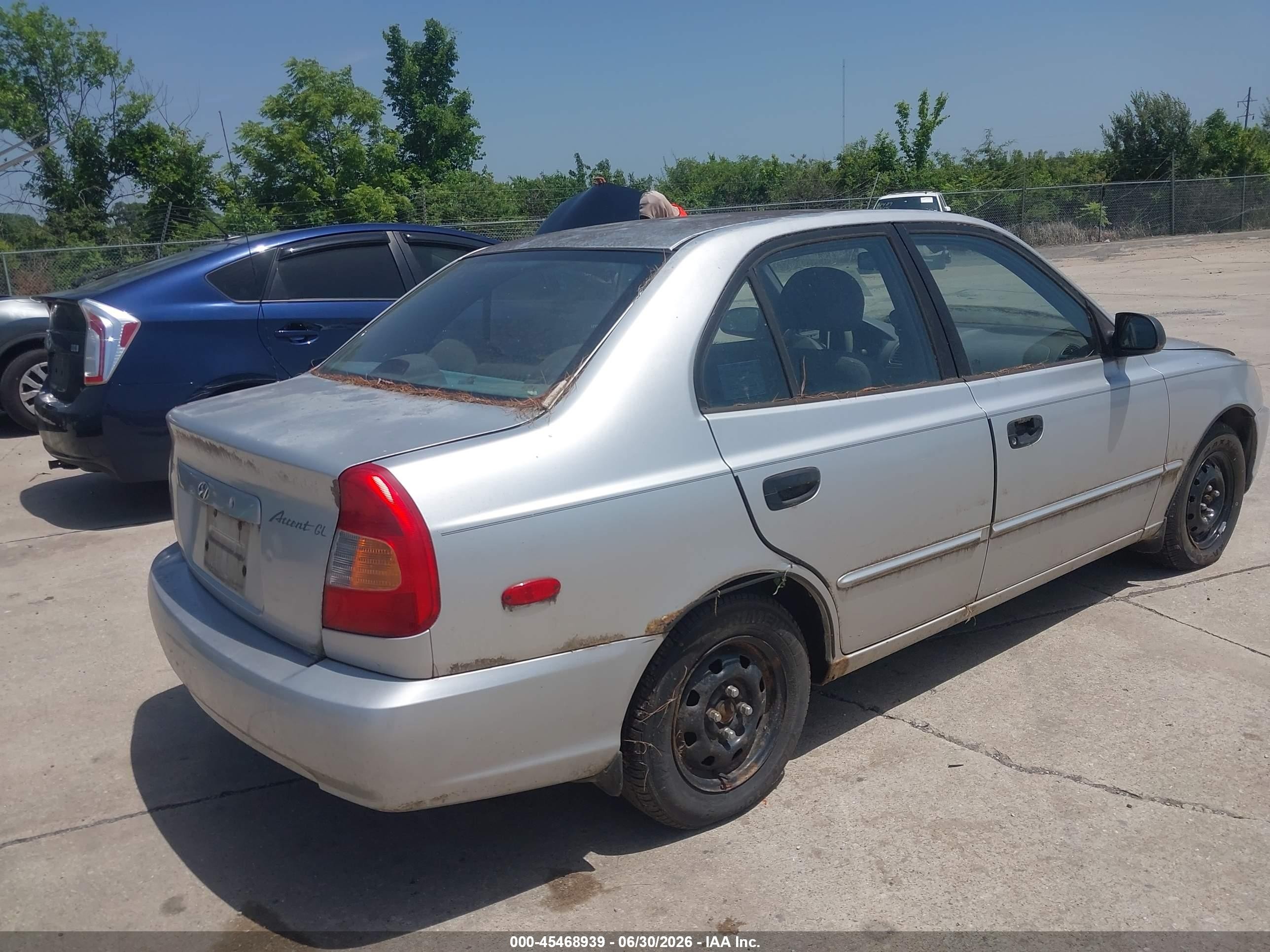 2002 Hyundai Accent Gl Серебряный vin: KMHCG45C62U310292