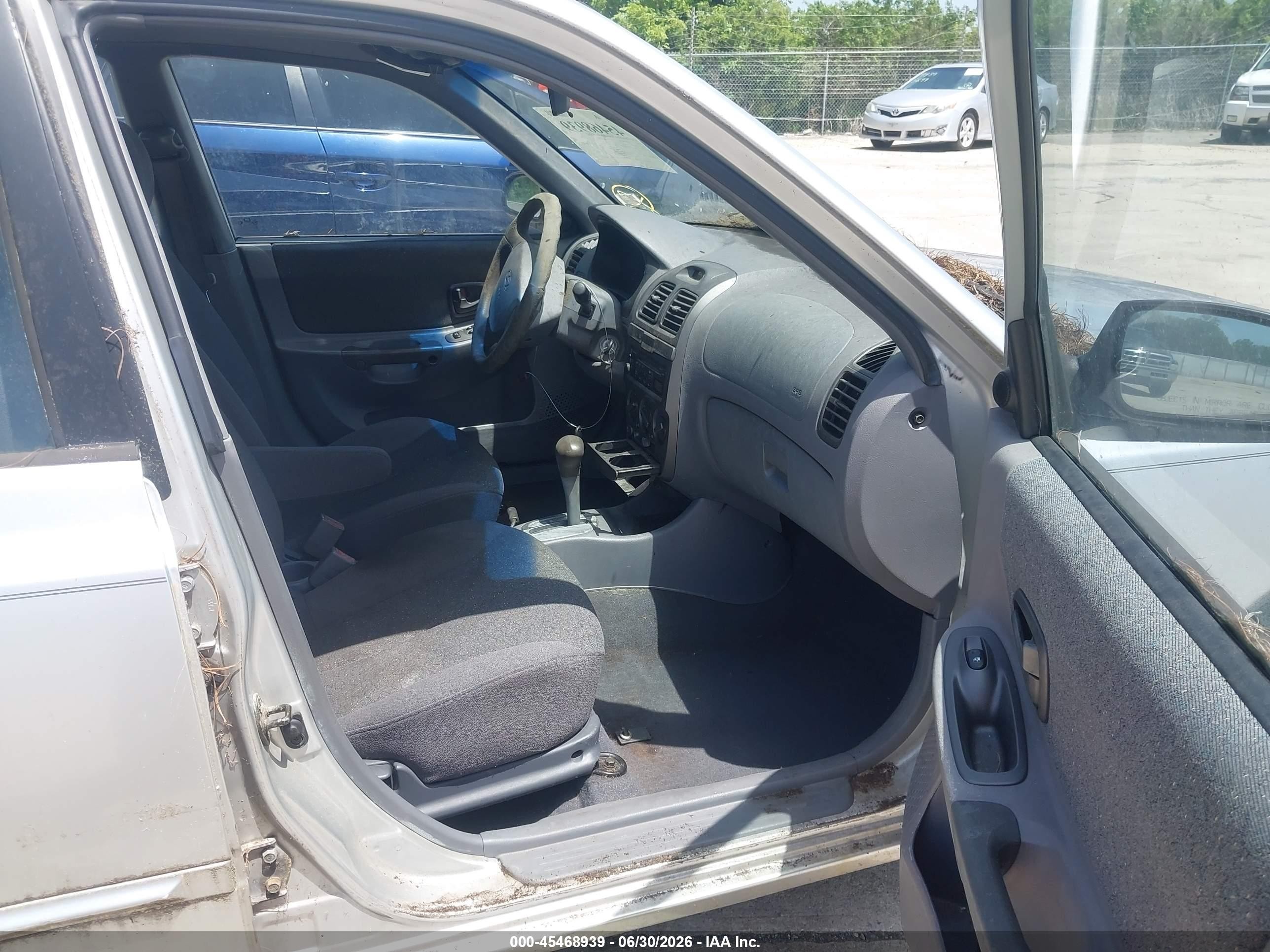 2002 Hyundai Accent Gl Серебряный vin: KMHCG45C62U310292