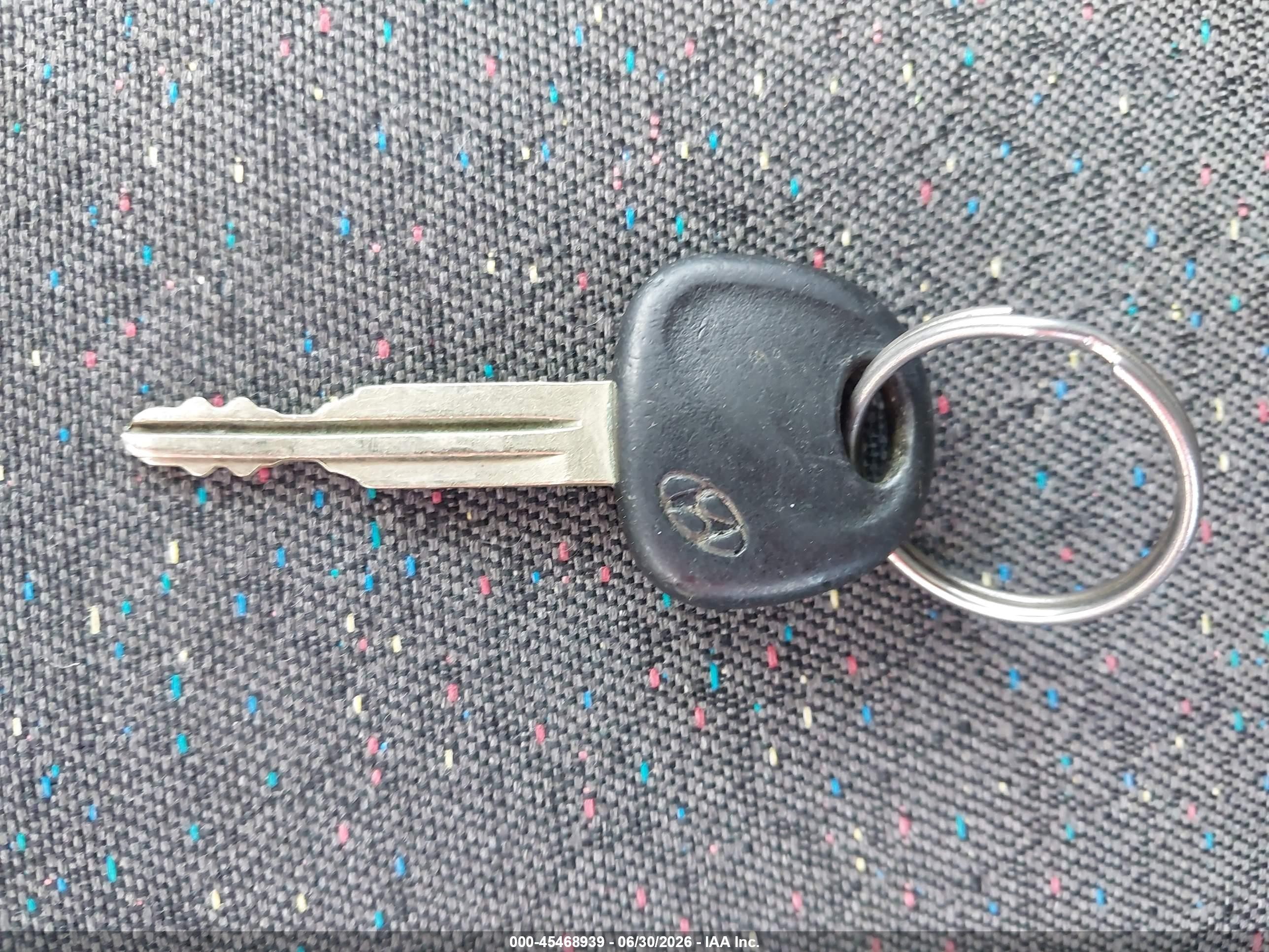 2002 Hyundai Accent Gl Серебряный vin: KMHCG45C62U310292