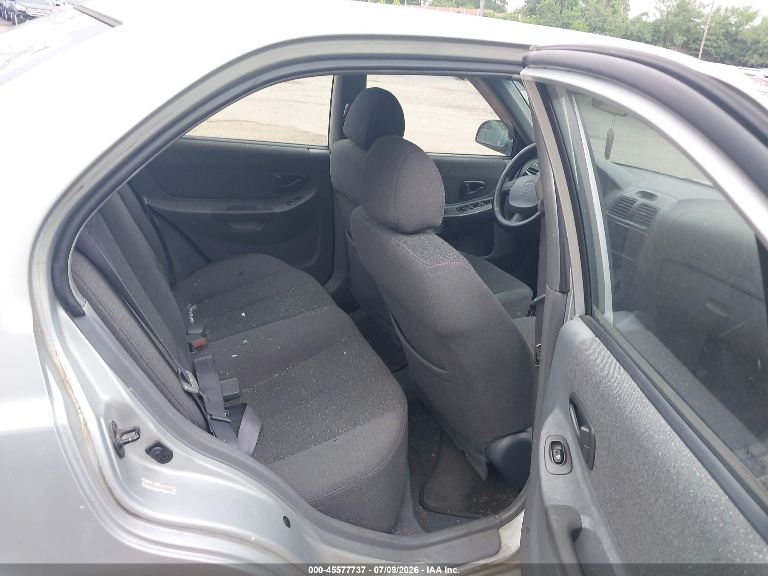 2002 Hyundai Accent Gl Серебряный vin: KMHCG45C62U401403