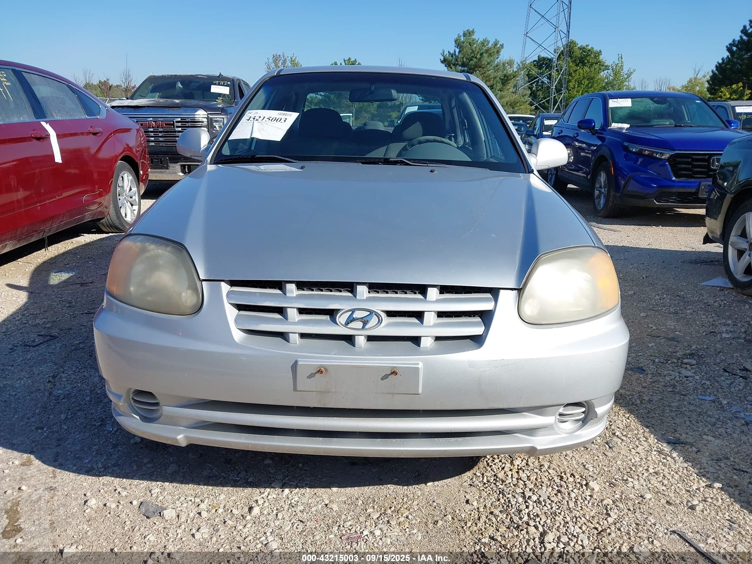 2004 Hyundai Accent Gl Silver vin: KMHCG45C64U504372