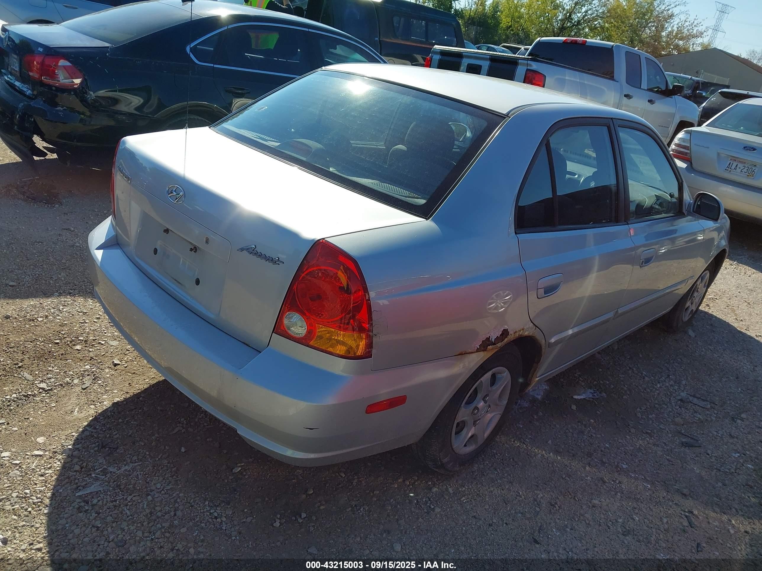 2004 Hyundai Accent Gl Silver vin: KMHCG45C64U504372