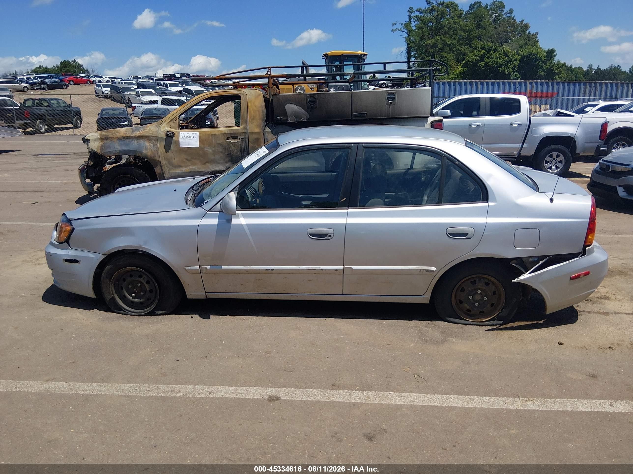 2003 Hyundai Accent Gl Silver vin: KMHCG45C73U459537