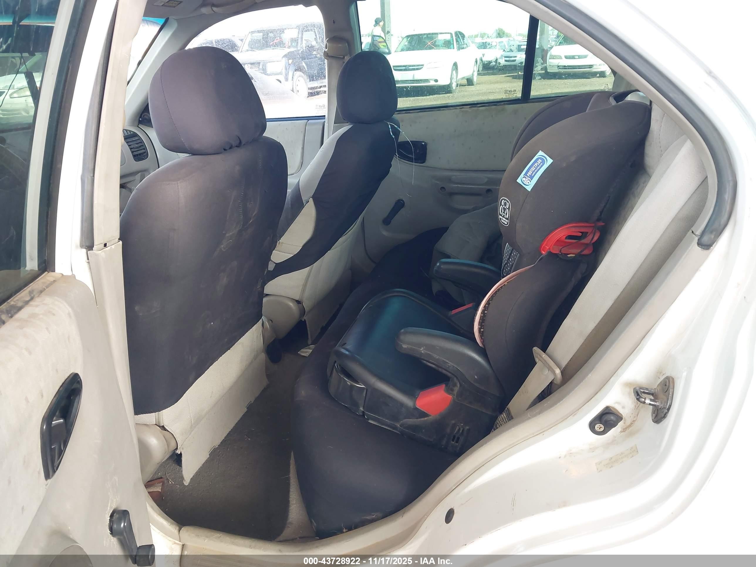 2004 Hyundai Accent Gl Белый vin: KMHCG45C74U500640