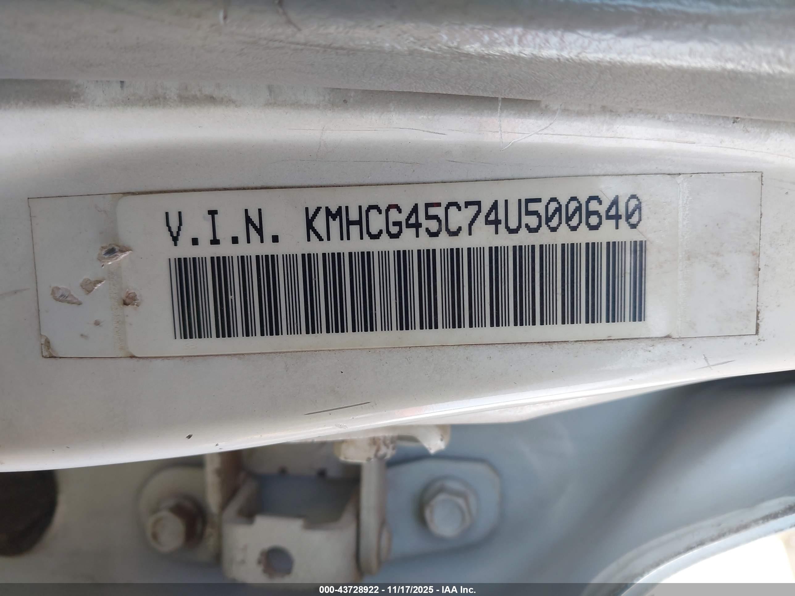 2004 Hyundai Accent Gl Белый vin: KMHCG45C74U500640
