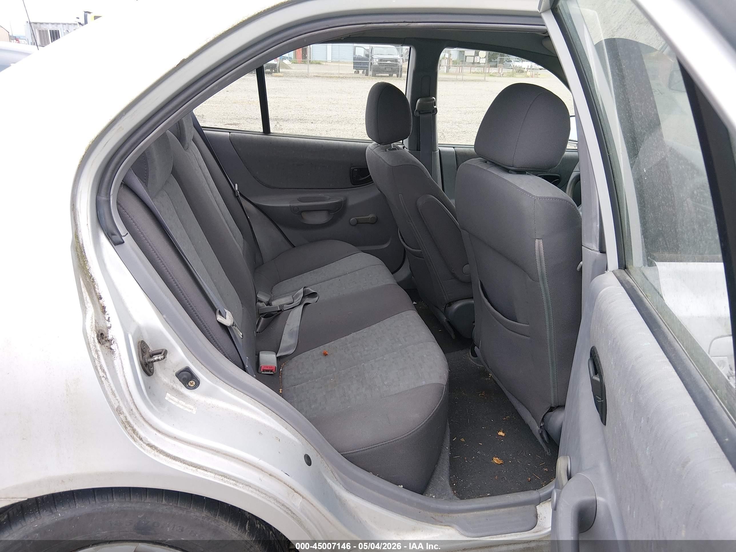 2004 Hyundai Accent Gl Silver vin: KMHCG45C74U561034