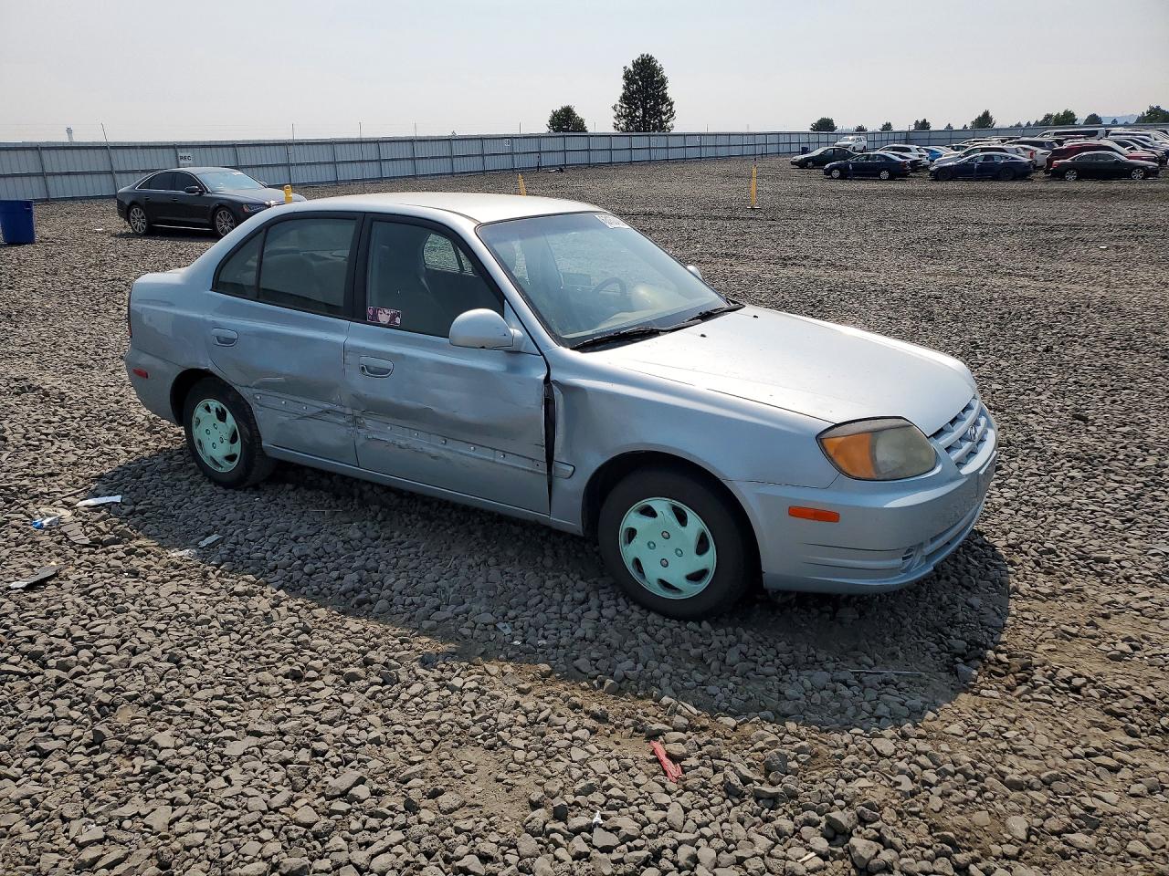 2005 Hyundai Accent Gls Blue vin: KMHCG45C75U615580