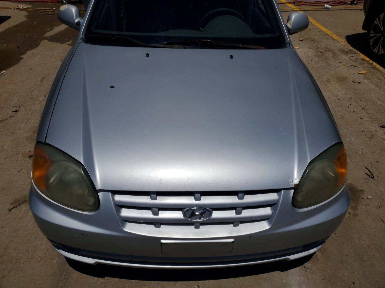 2005 Hyundai Accent Gl Silver vin: KMHCG45C75U661331