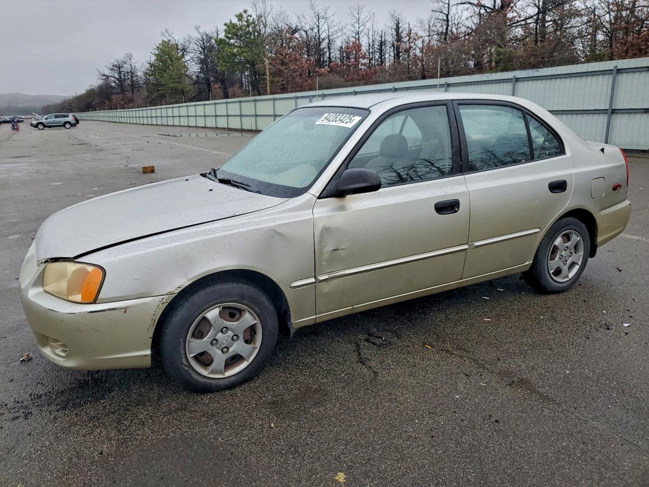 2001 Hyundai Accent Gl Beige vin: KMHCG45C81U161446