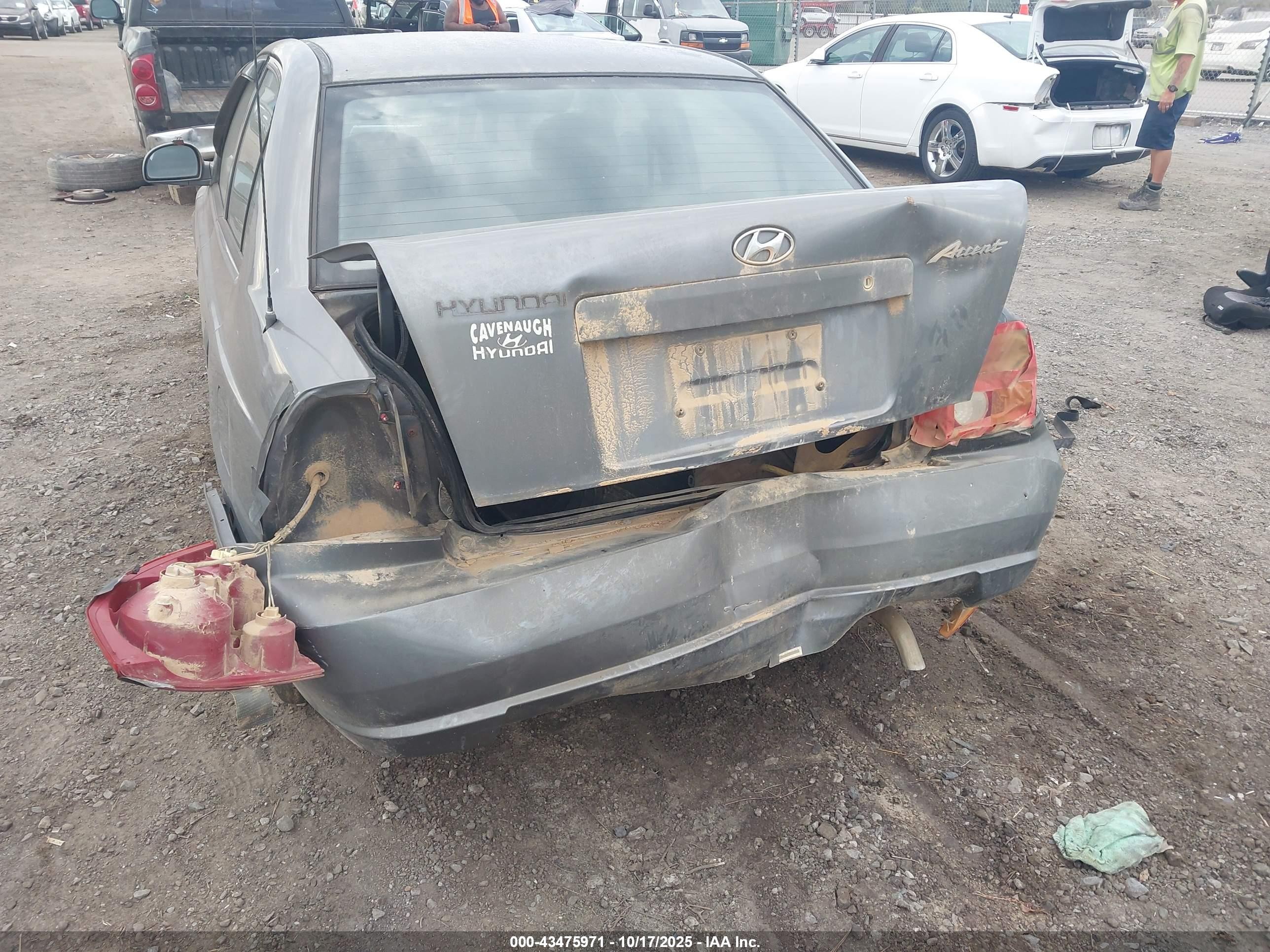 2004 Hyundai Accent Gl Серый vin: KMHCG45C84U516684