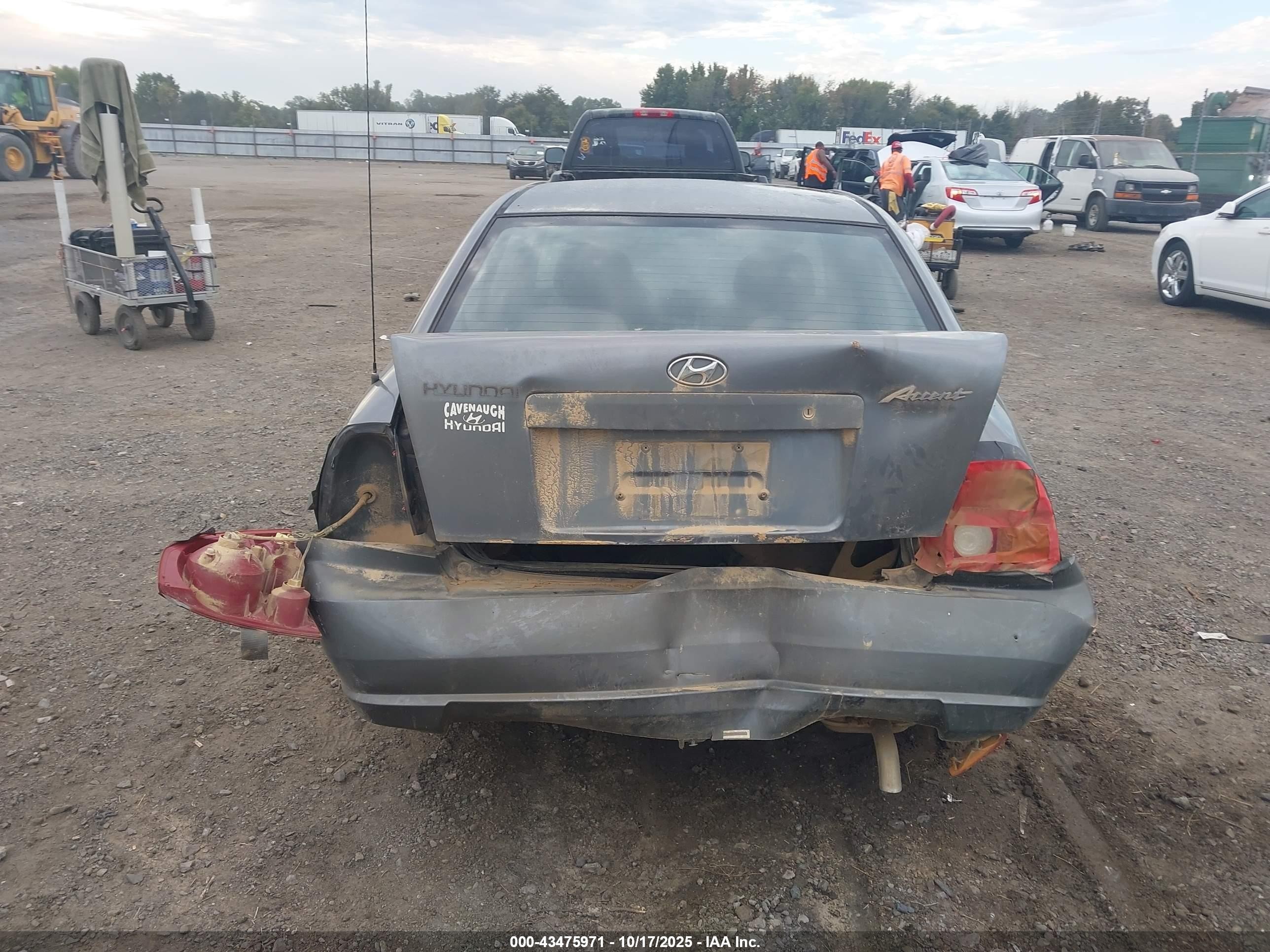 2004 Hyundai Accent Gl Серый vin: KMHCG45C84U516684