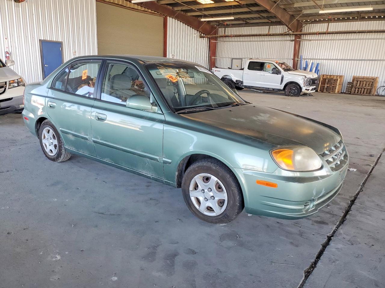 2005 Hyundai Accent Gl Green vin: KMHCG45C85U605365