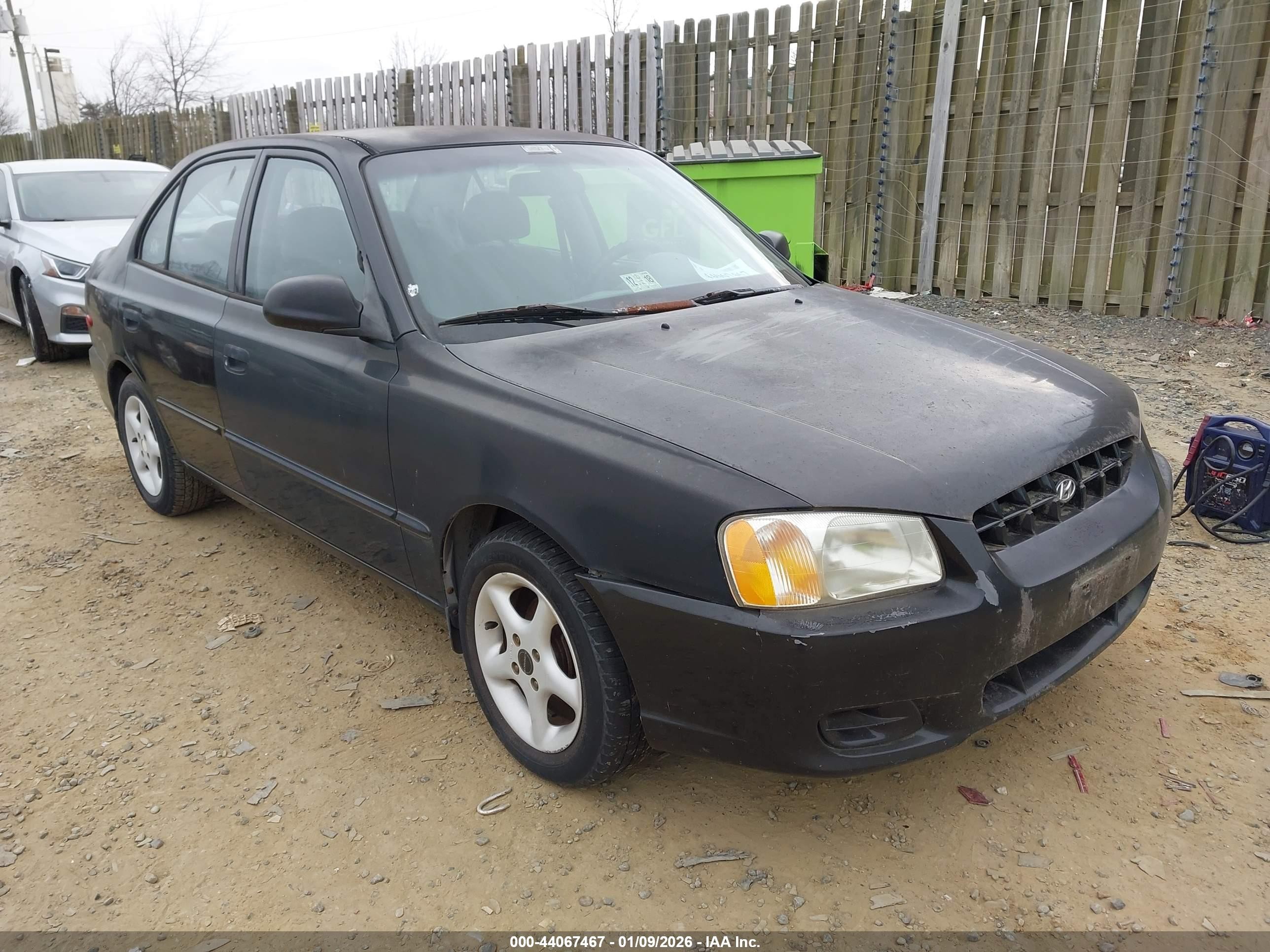 2001 Hyundai Accent Gl Black vin: KMHCG45C91U160483