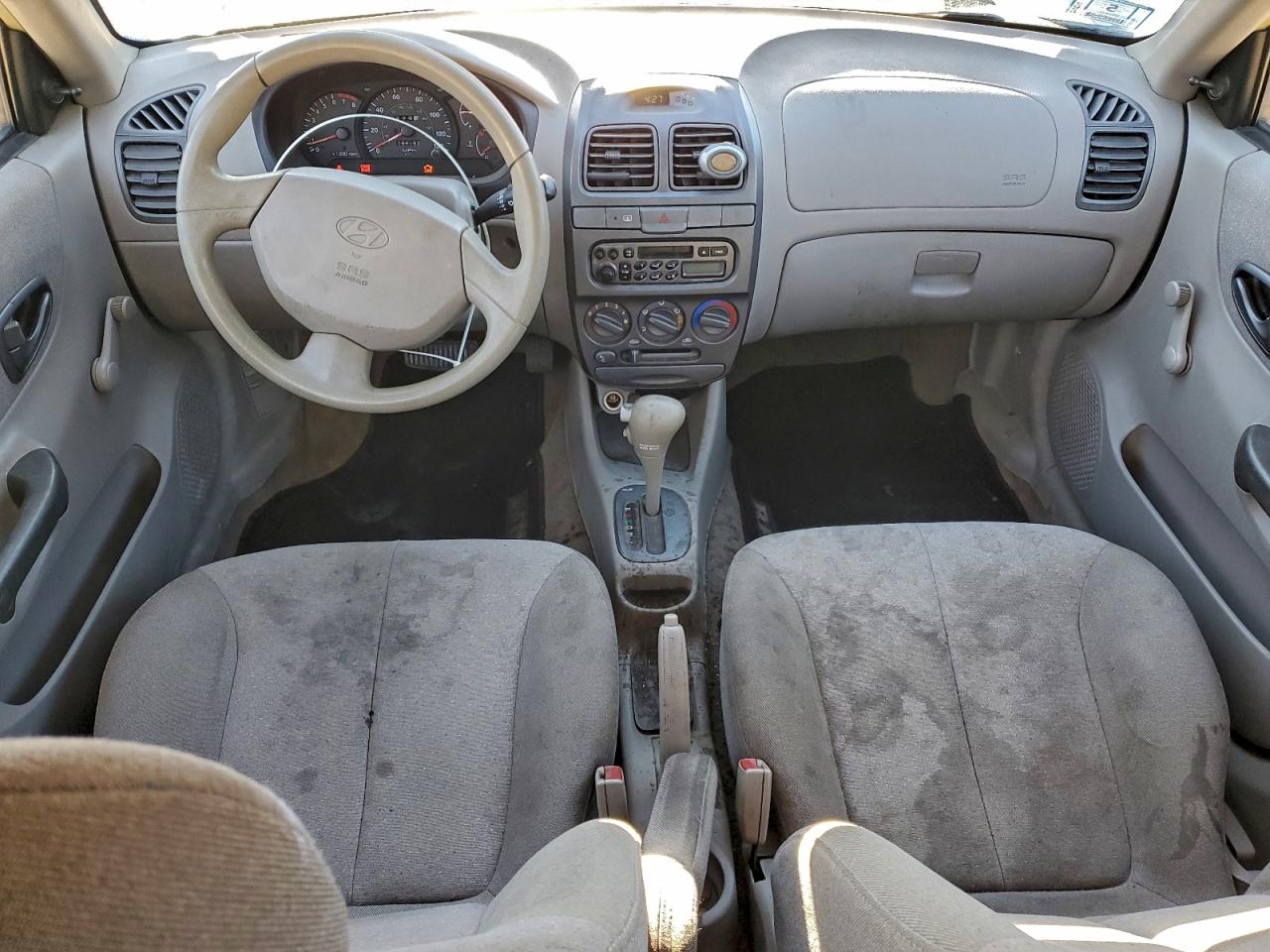 2001 Hyundai Accent Gl Beige vin: KMHCG45C91U173945