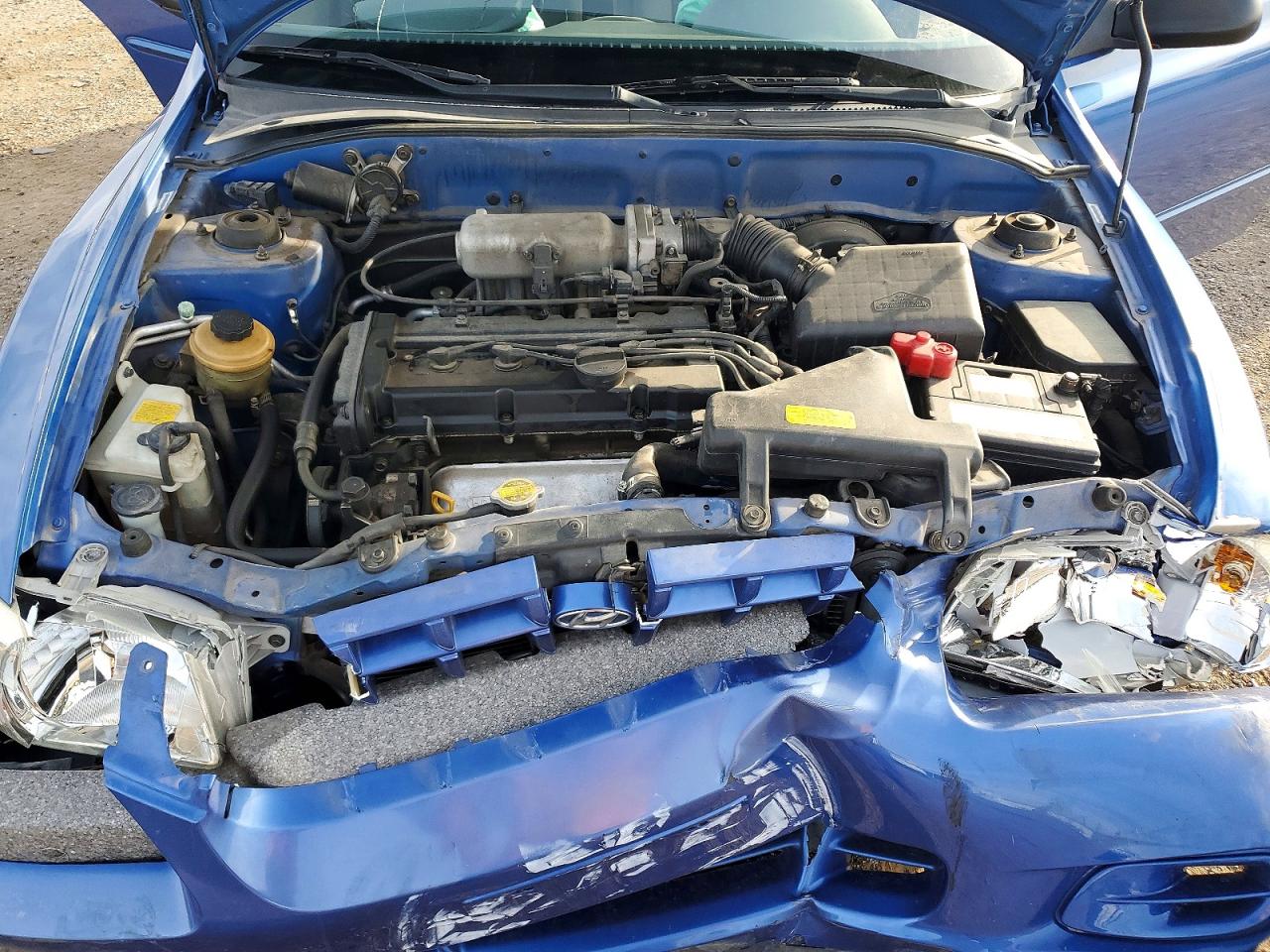 2001 Hyundai Accent Gl Blue vin: KMHCG45C91U206331