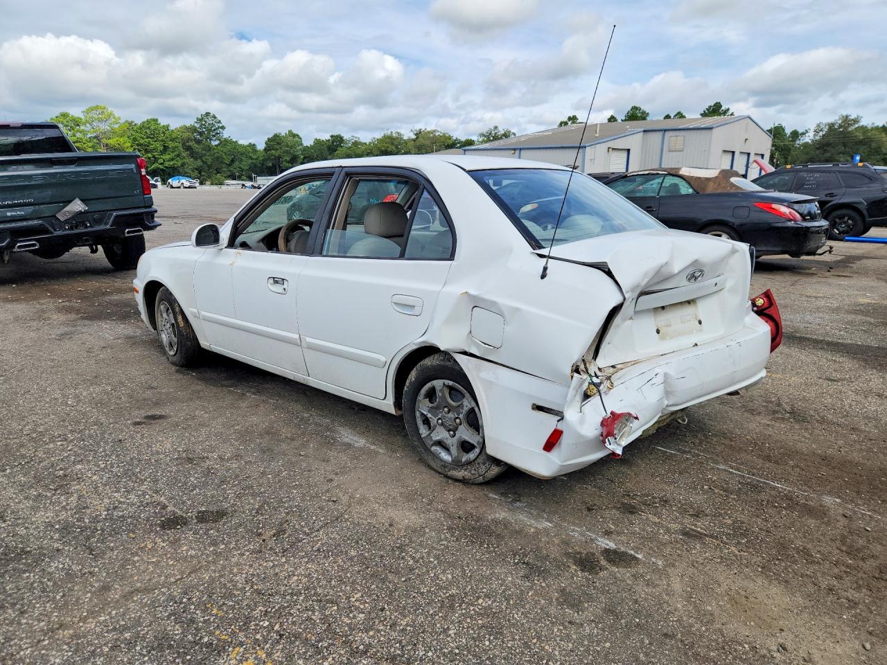 2003 Hyundai Accent Gl White vin: KMHCG45C93U466618