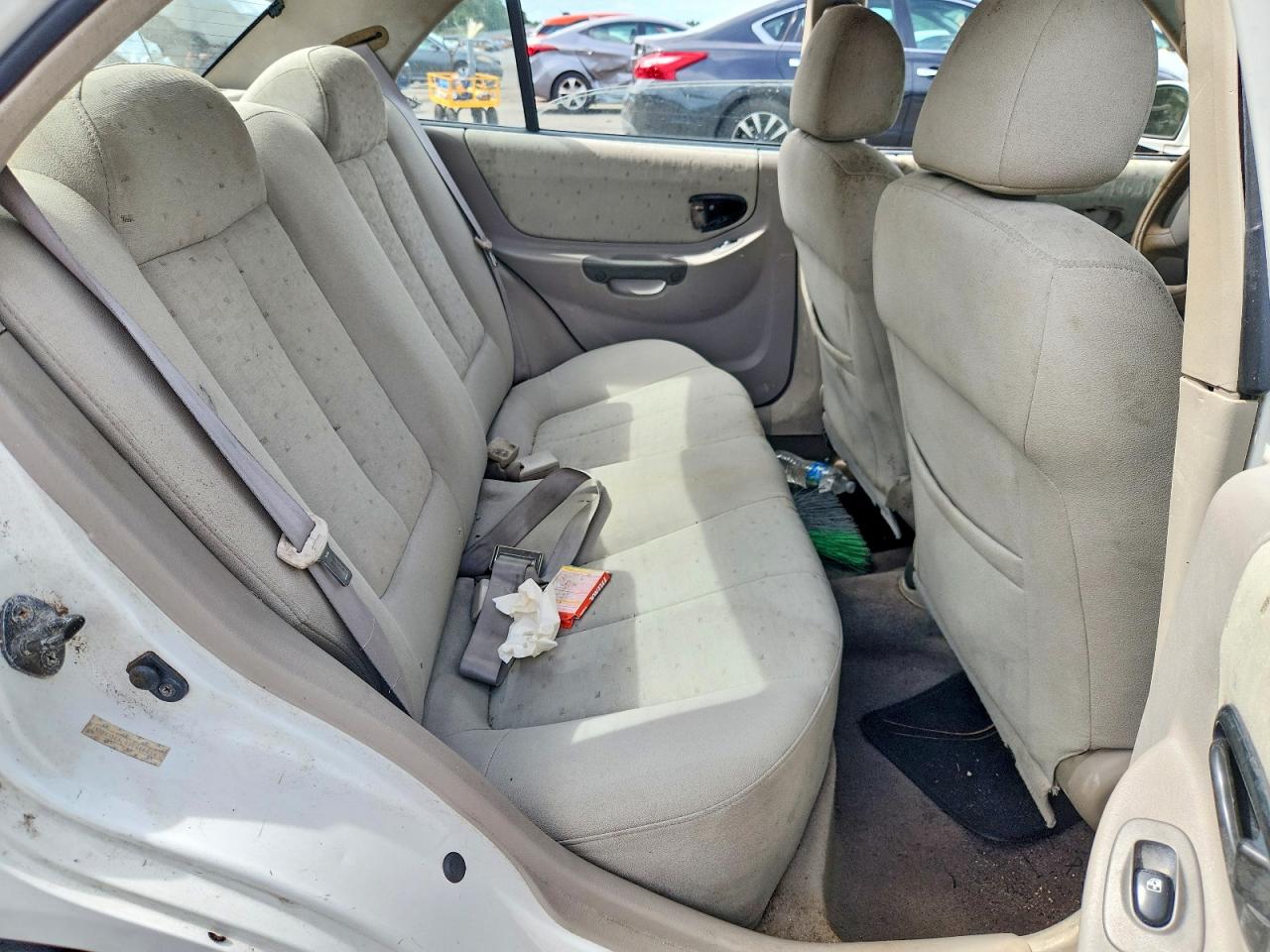 2003 Hyundai Accent Gl White vin: KMHCG45C93U466618