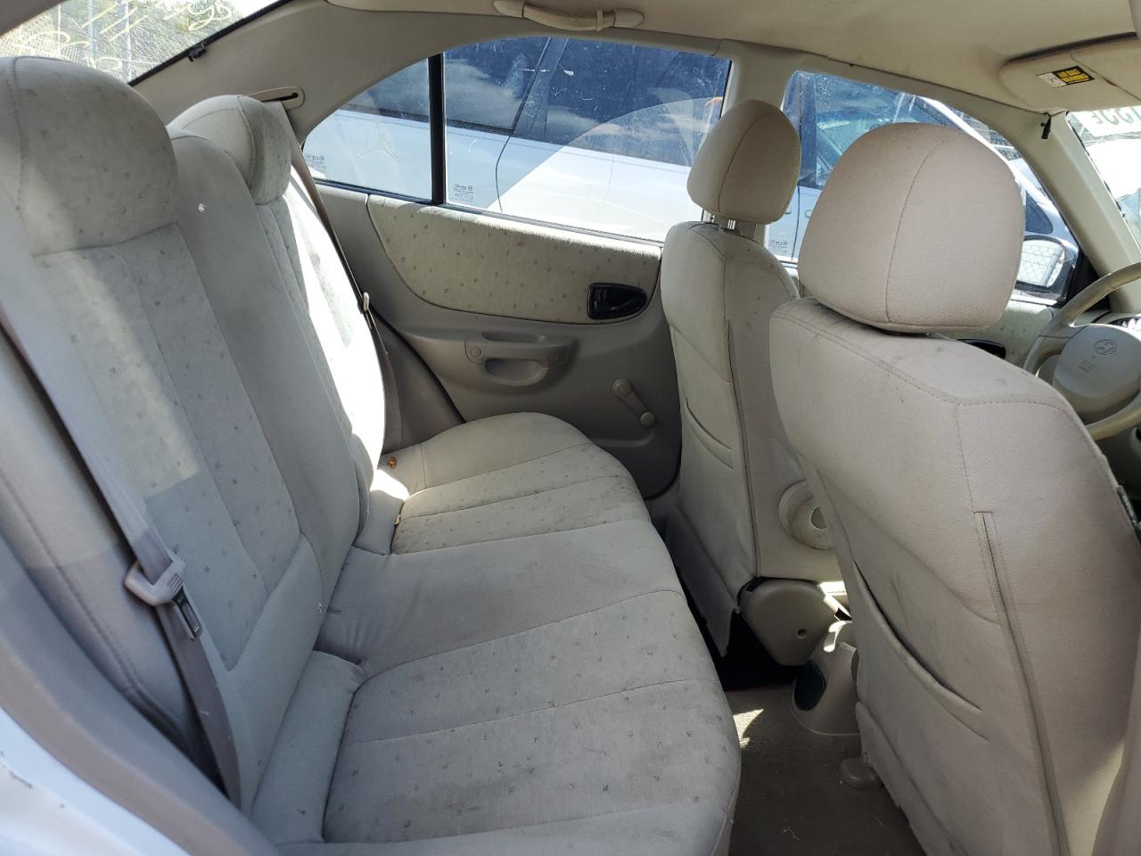 2004 Hyundai Accent Gl White vin: KMHCG45C94U500705