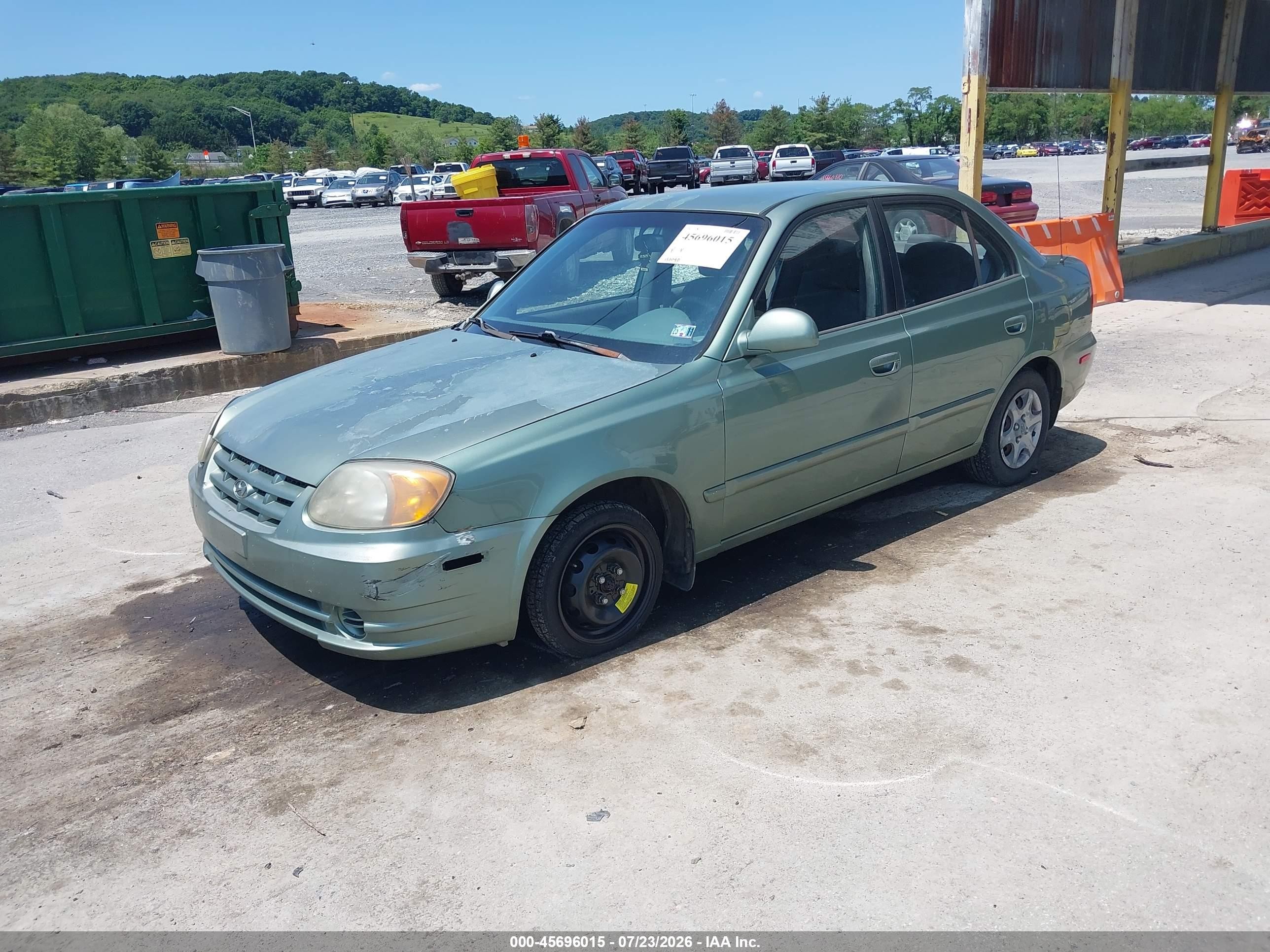 2005 Hyundai Accent Gls Green vin: KMHCG45C95U616147