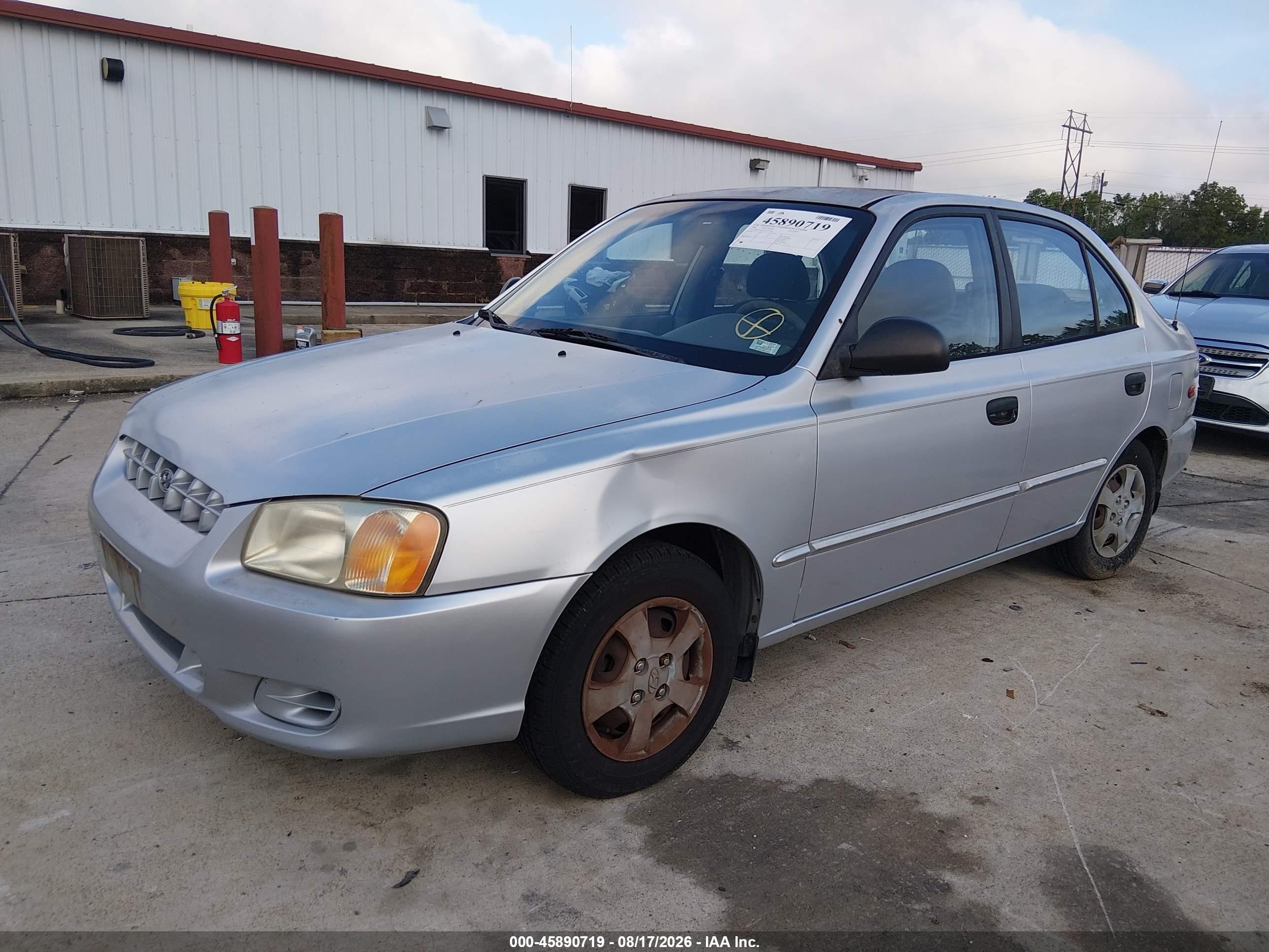 2002 Hyundai Accent Gl Beige vin: KMHCG45CX2U377168
